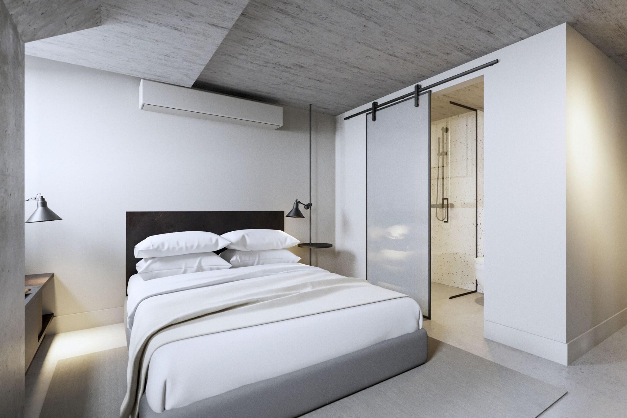 Double Superior King Bed