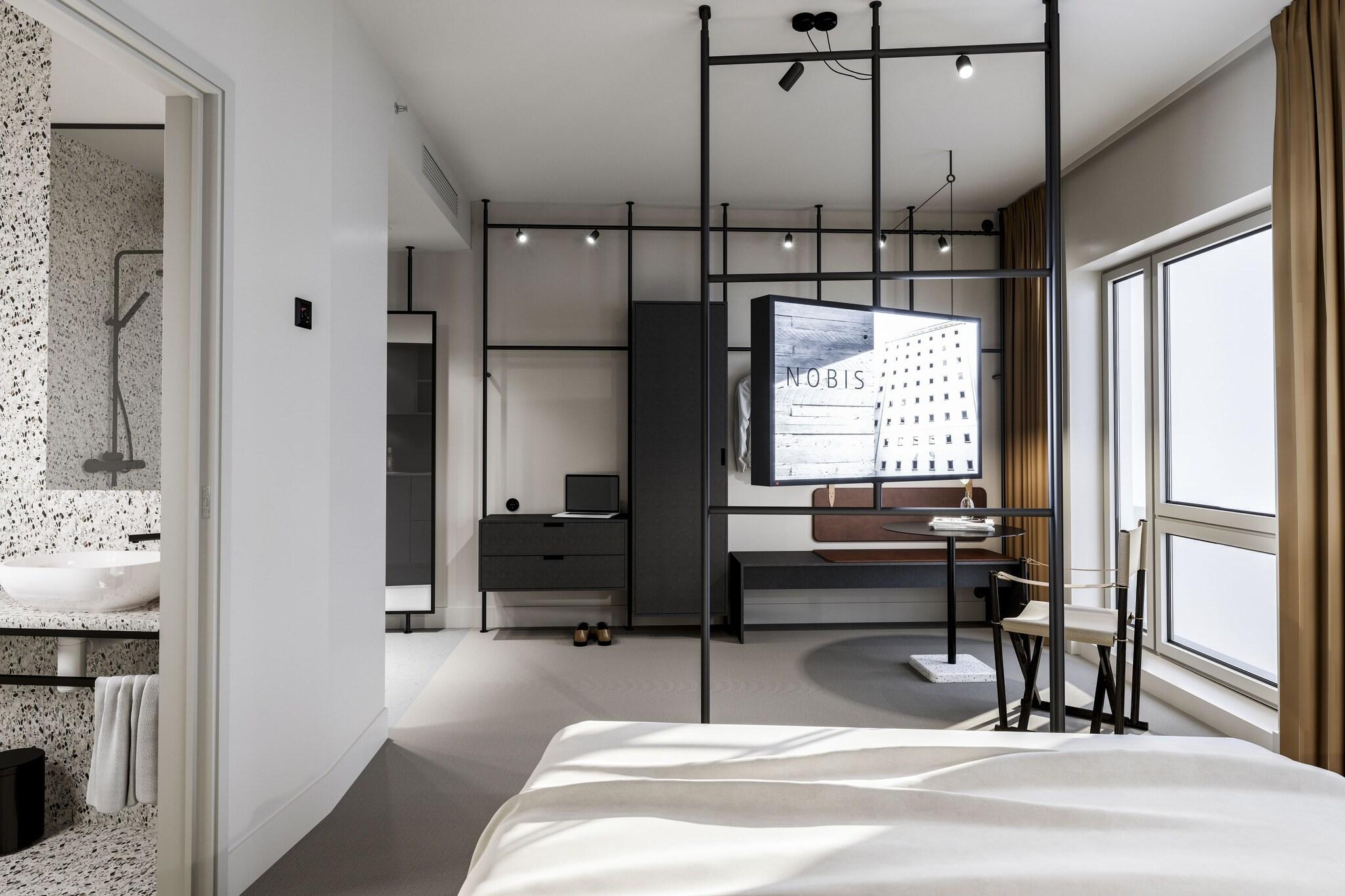 Studio King Size Bed