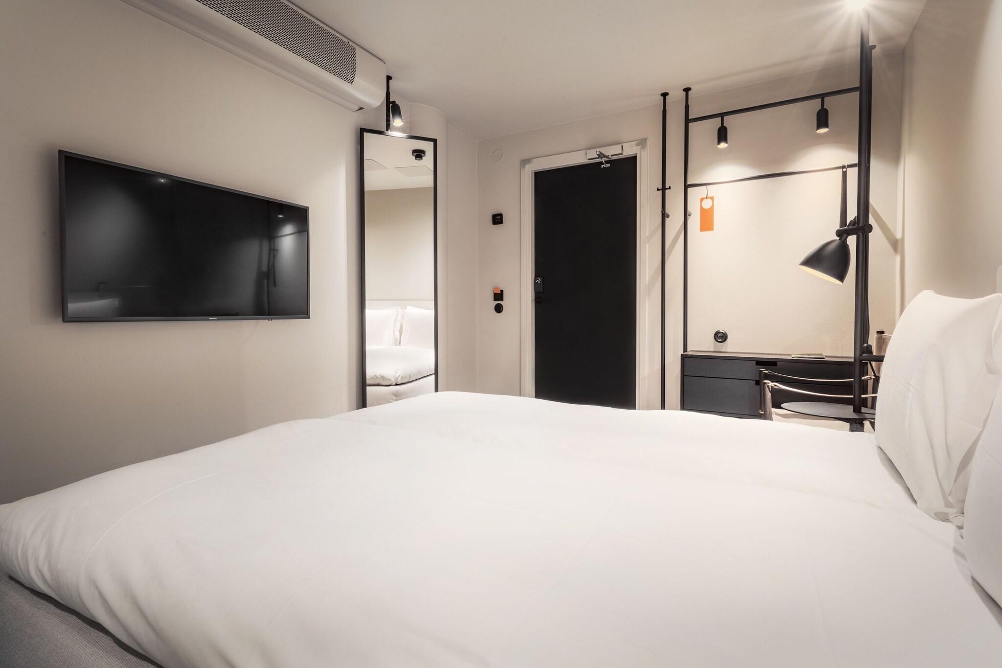 Double Room Without Window