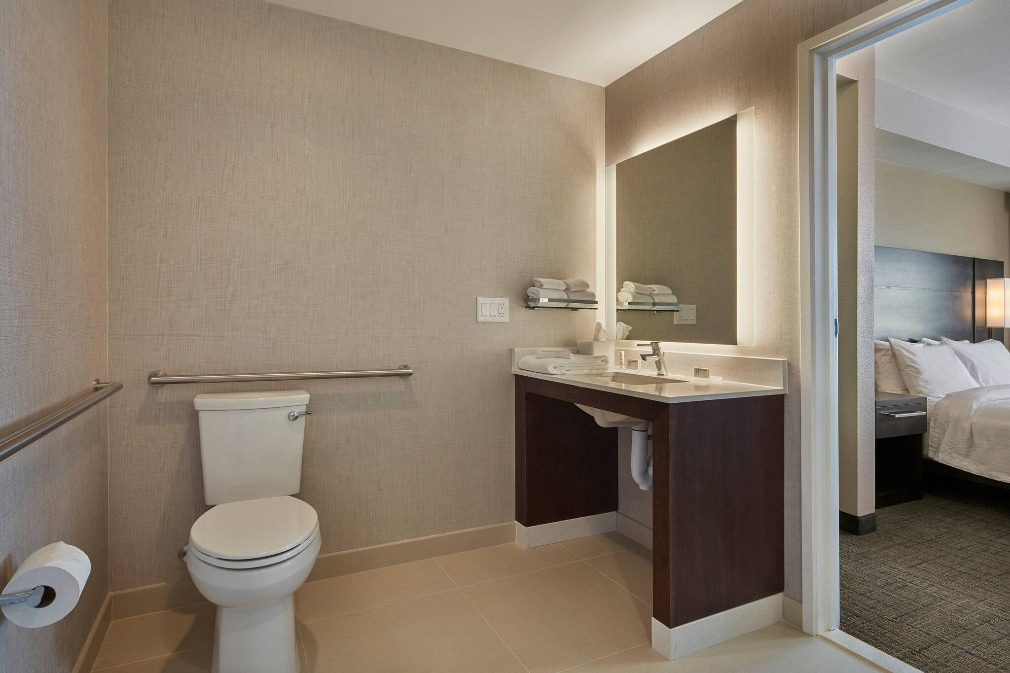 Studio King Size Bed