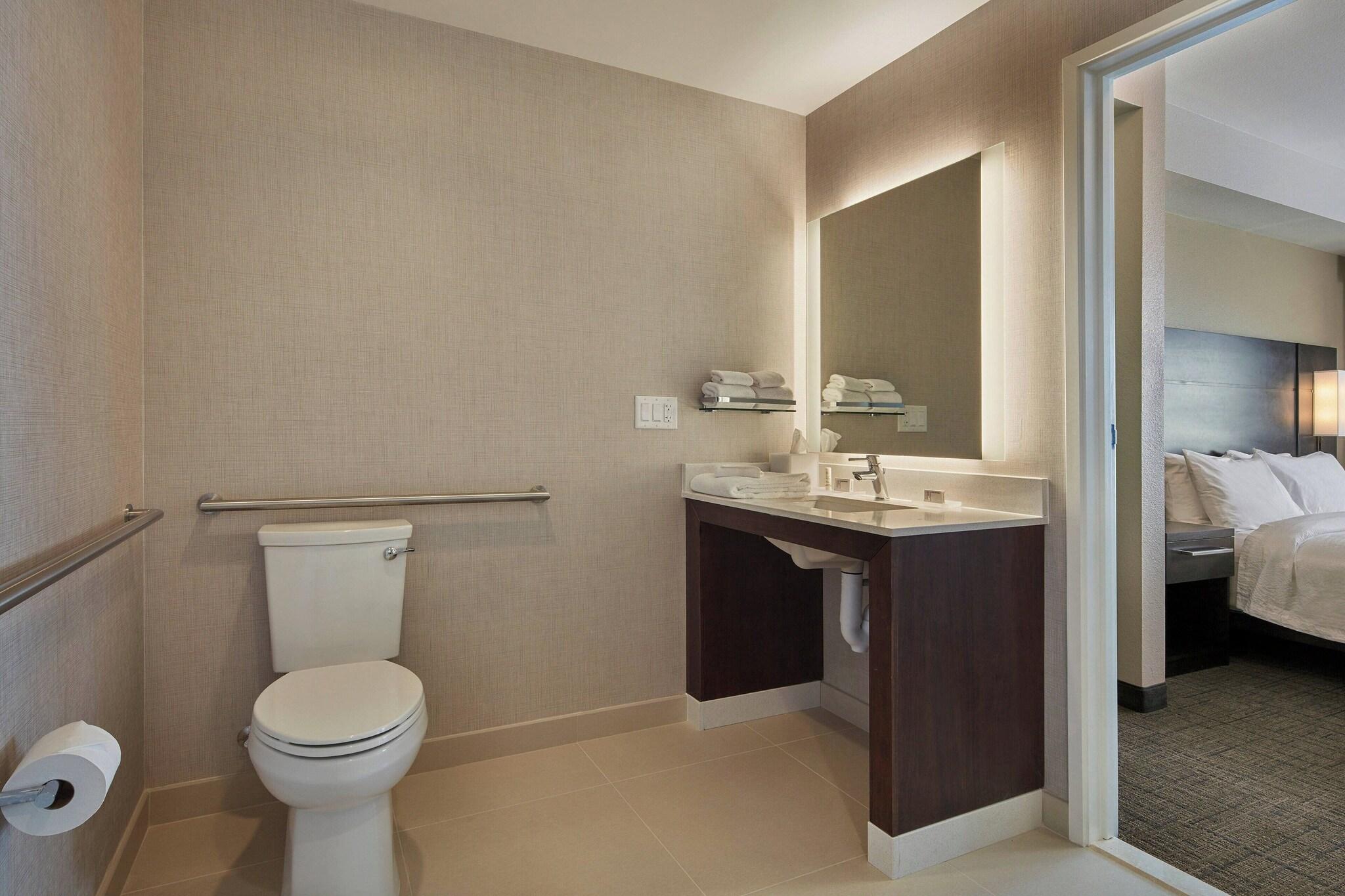 Studio King Size Bed