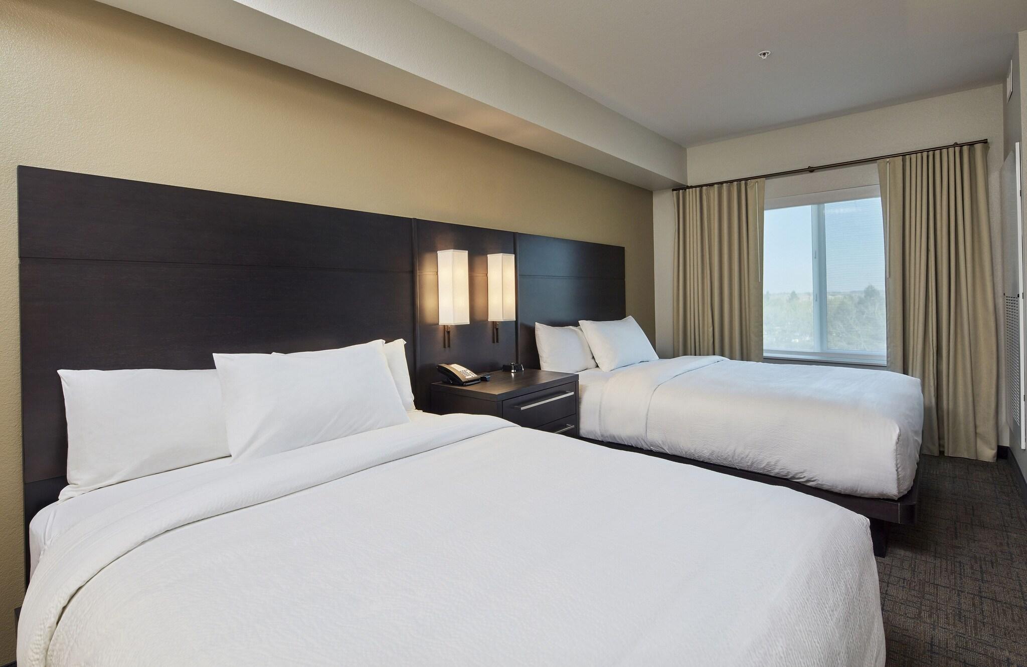 Suite Two Queen Beds One Bedroom