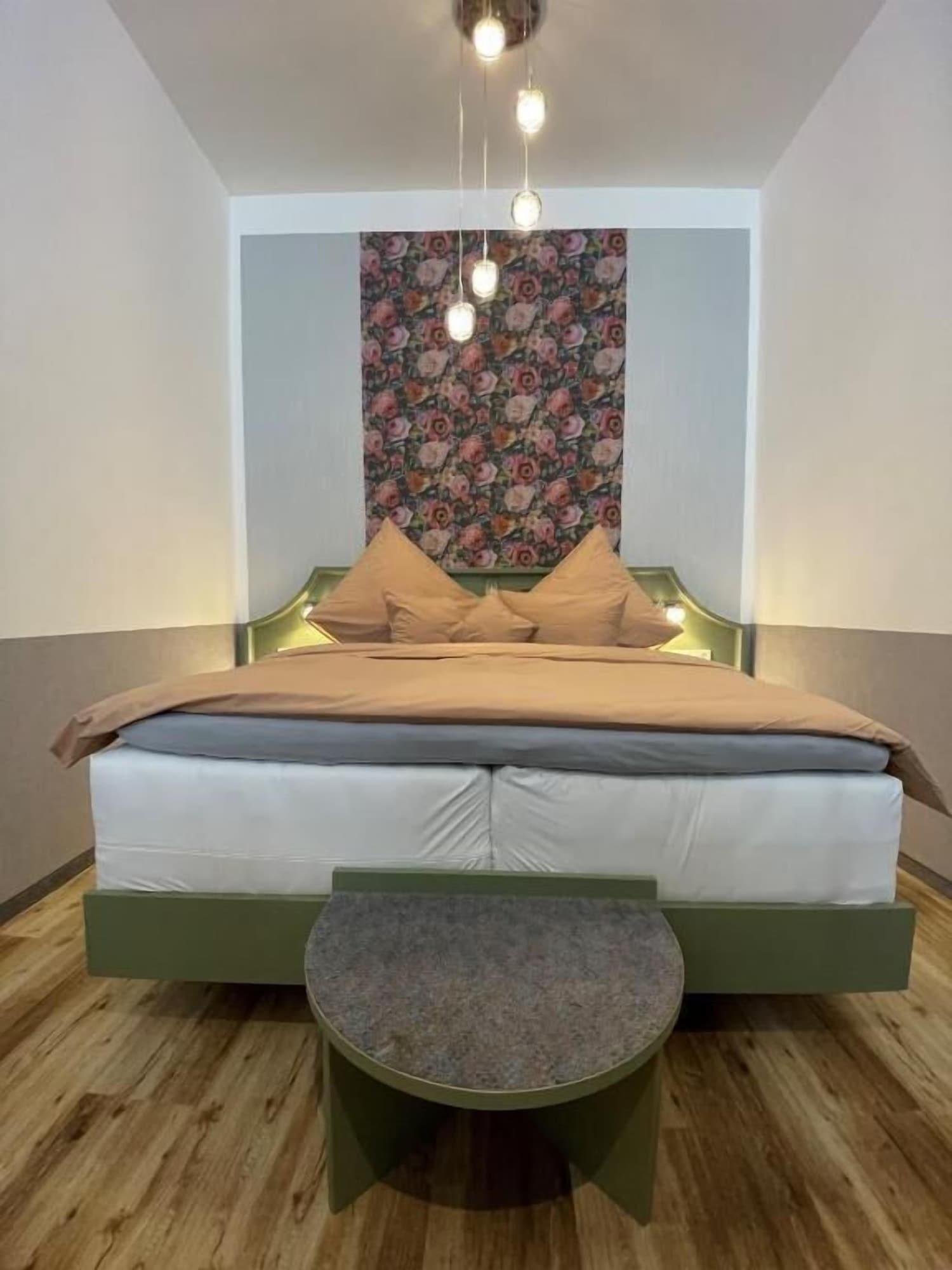 Studio Deluxe Two Beds