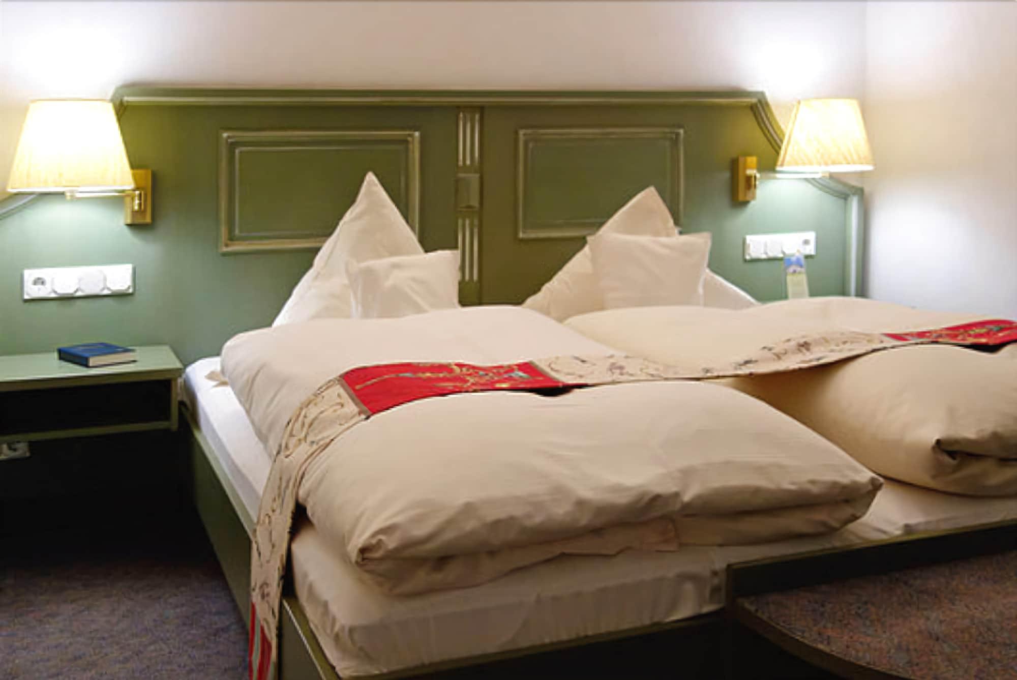 Studio Deluxe Two Beds