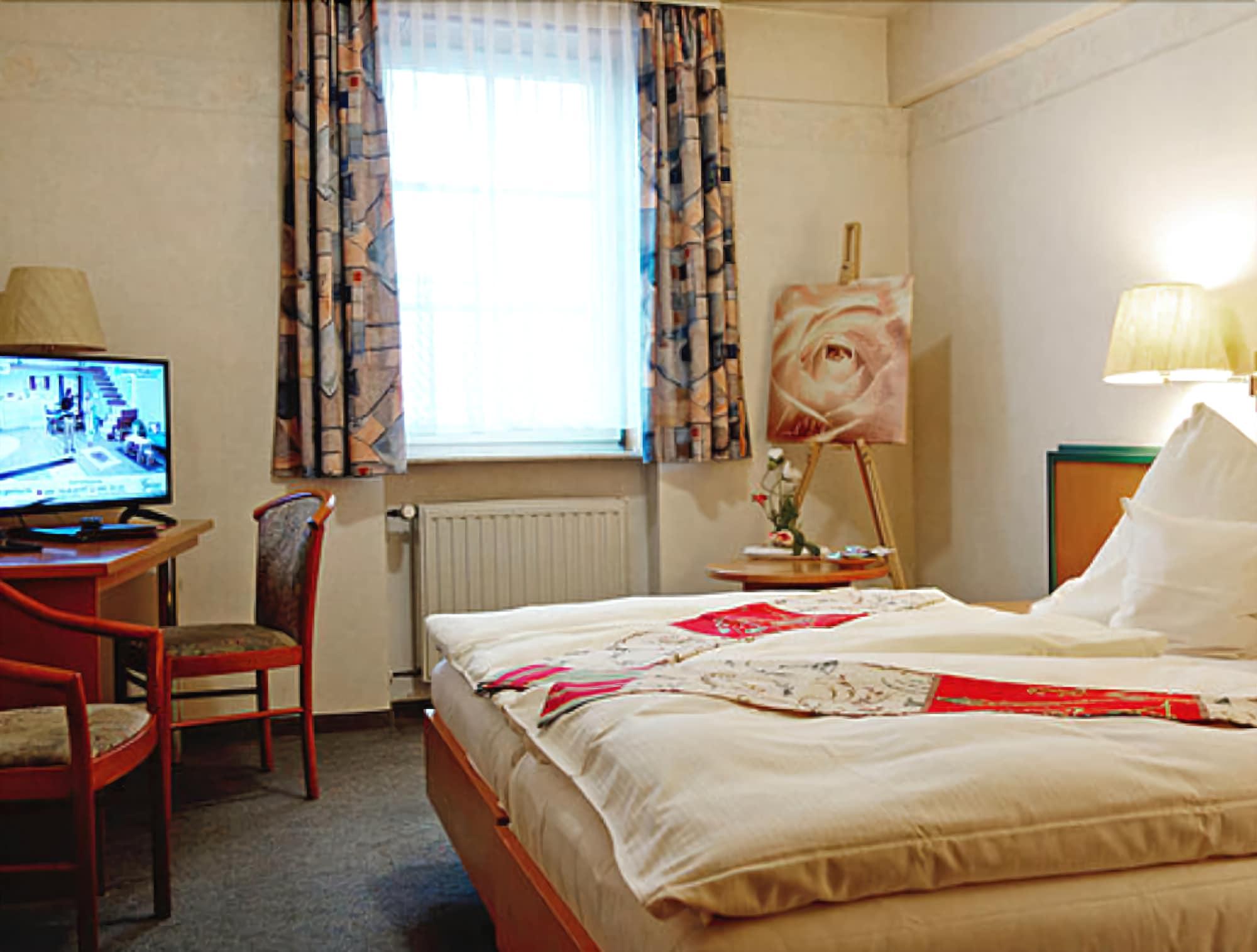 Double or Twin Deluxe One Bed