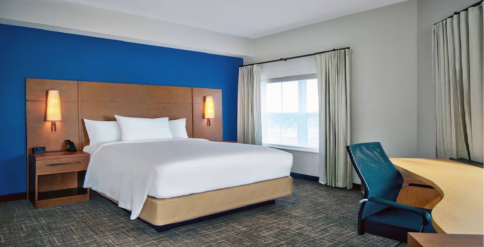 Studio King Size Bed