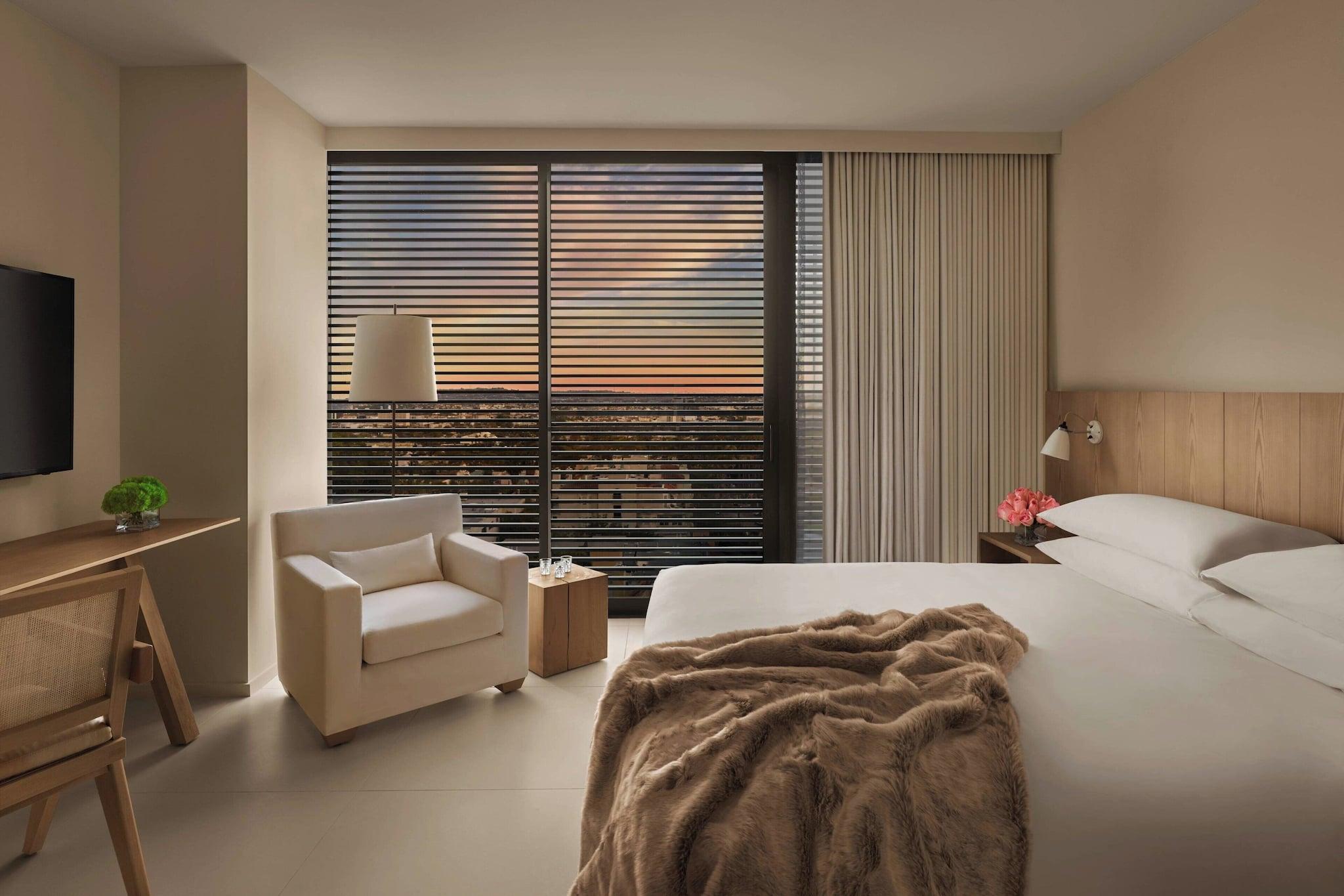 Suite Premier King Bed