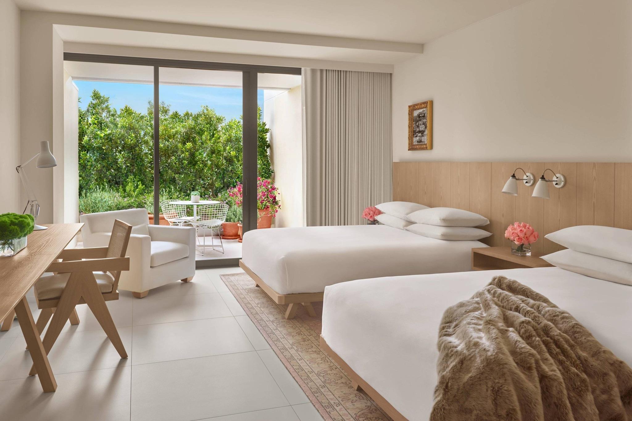 Double Deluxe Two Queen Beds