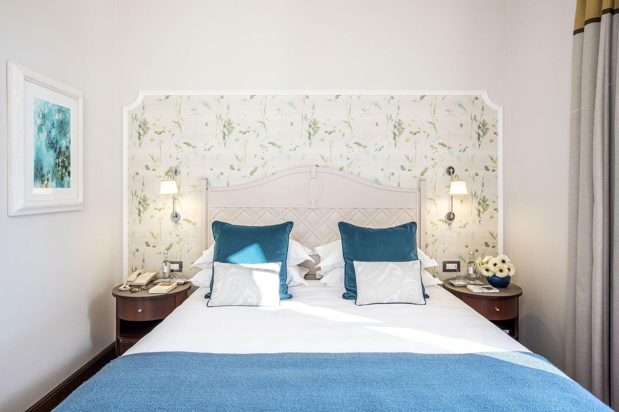 Double Superior King Bed