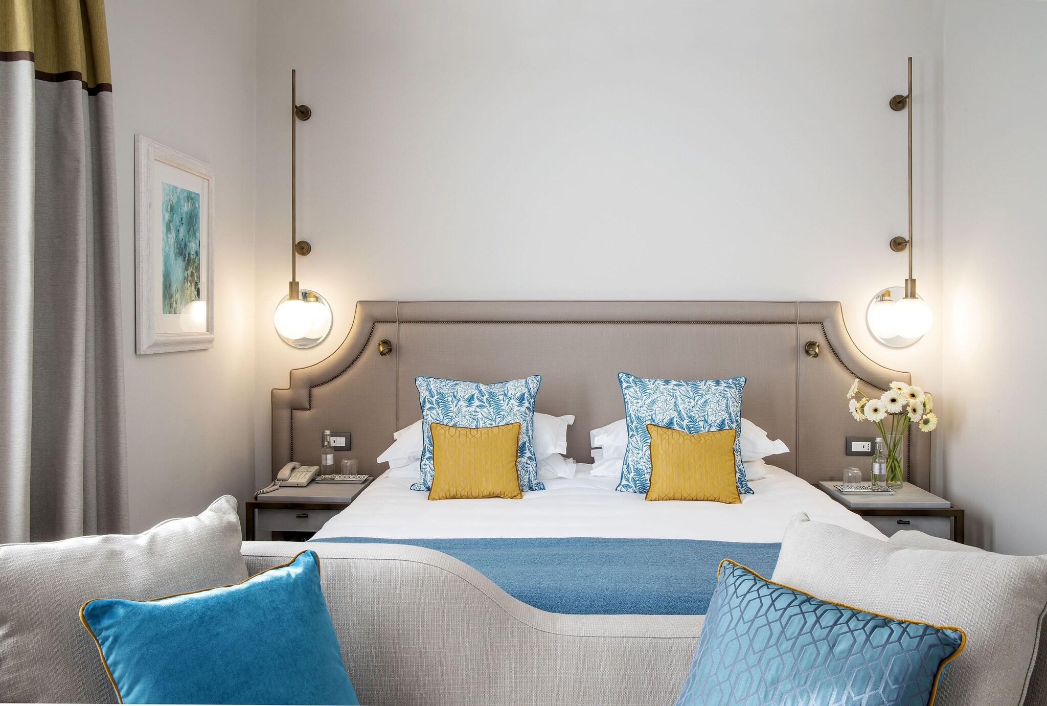 Double Superior King Bed