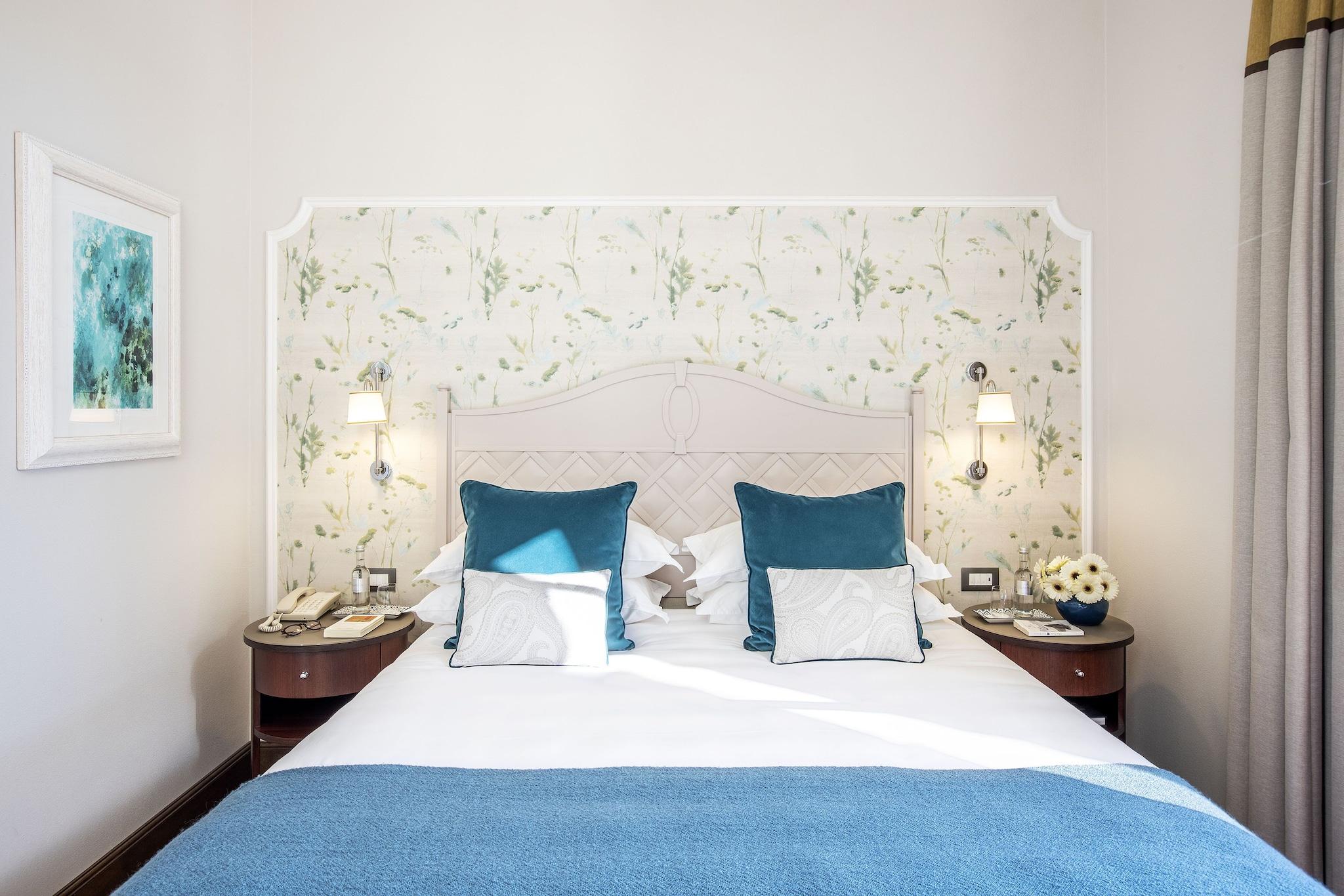 Double Superior King Bed