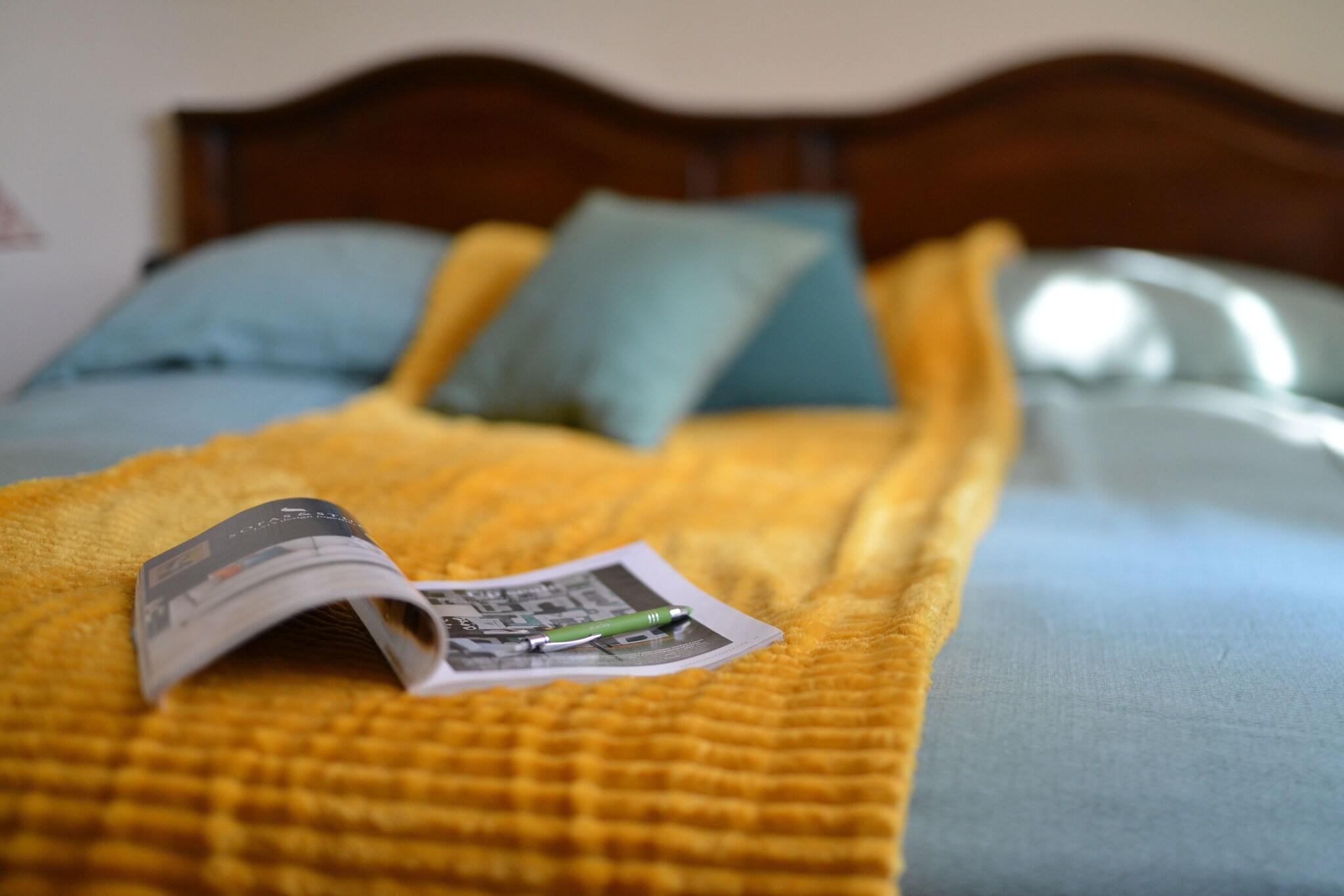 Double Queen Size Bed