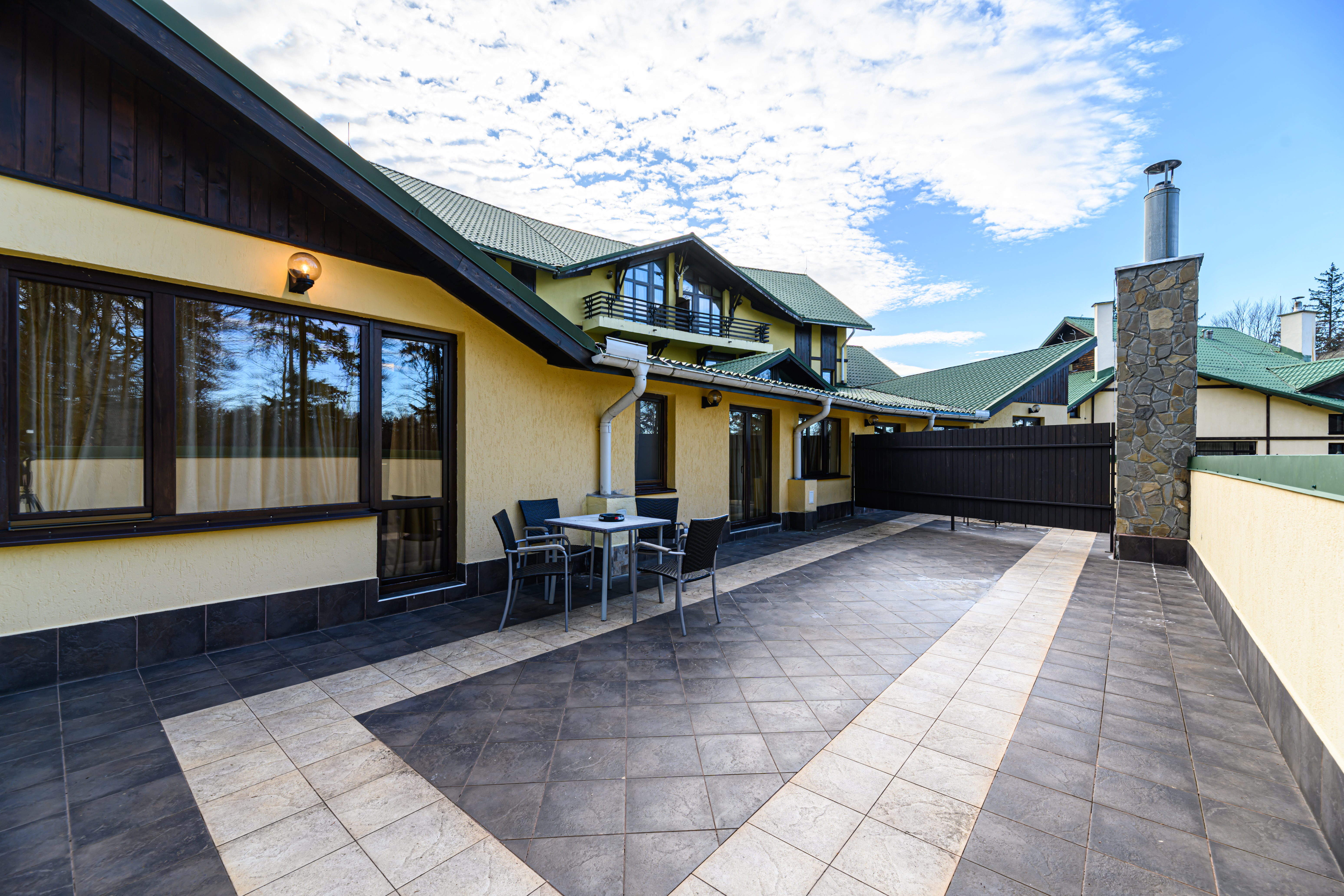 Apartment with Terrace