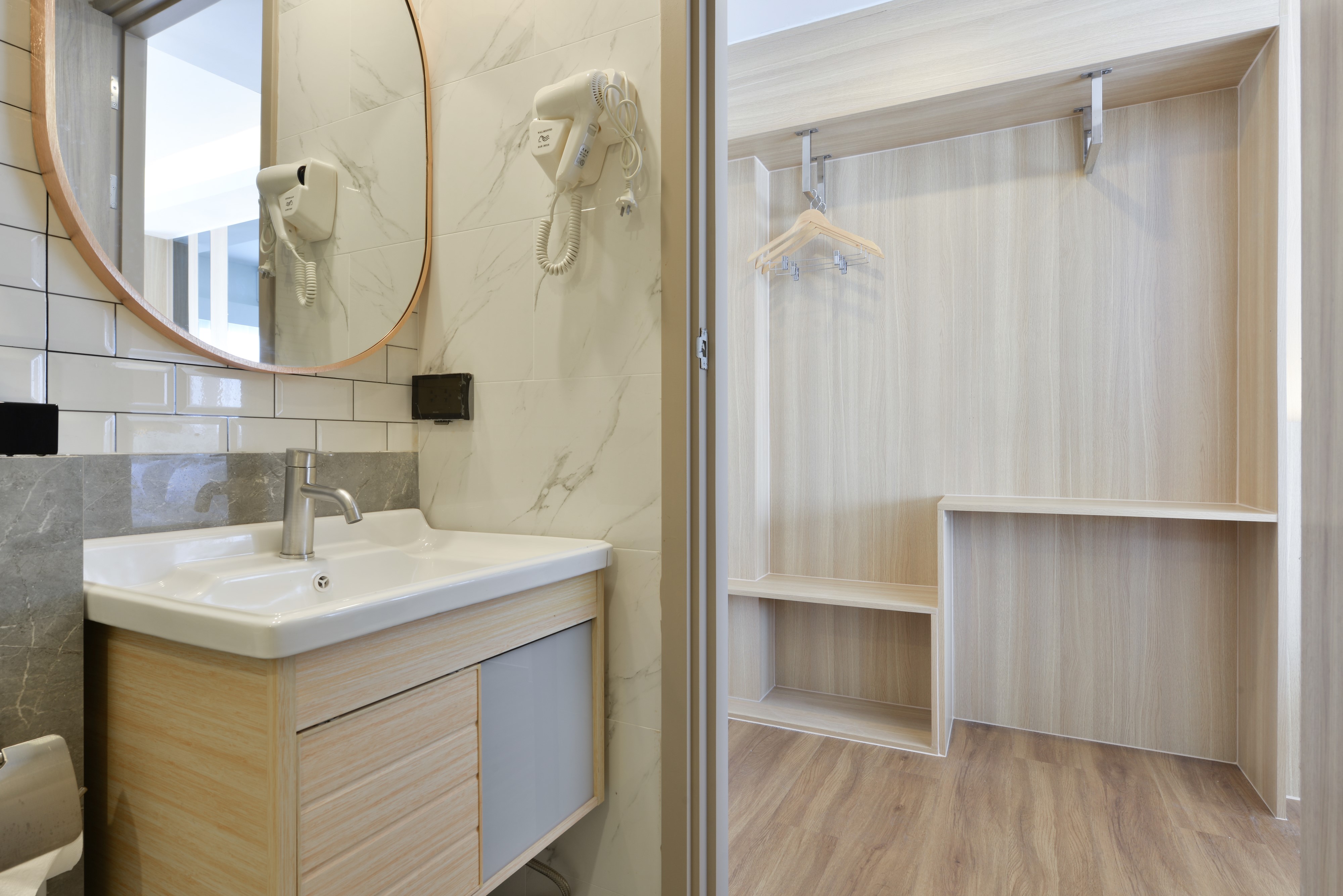 Family Room Pool View