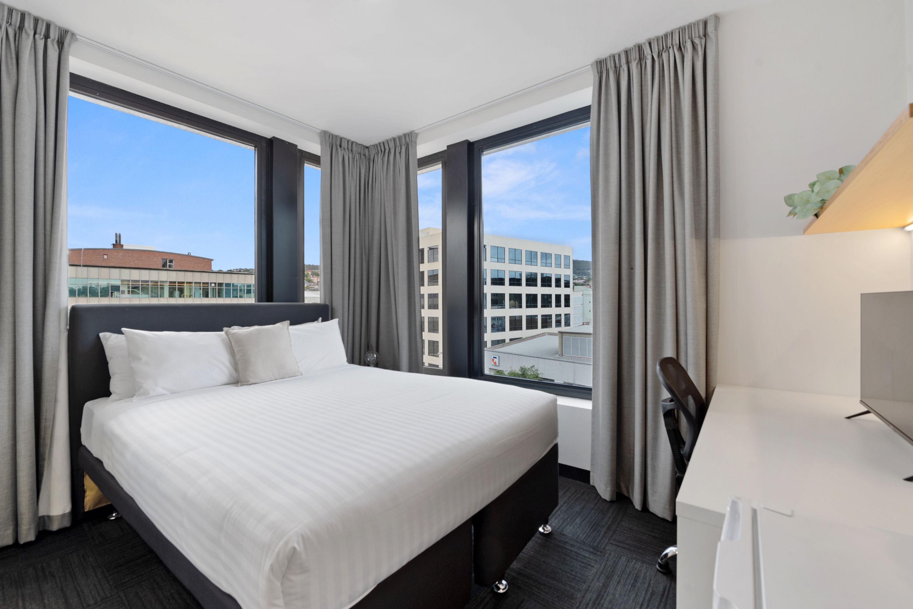 Room Deluxe Queen Bed