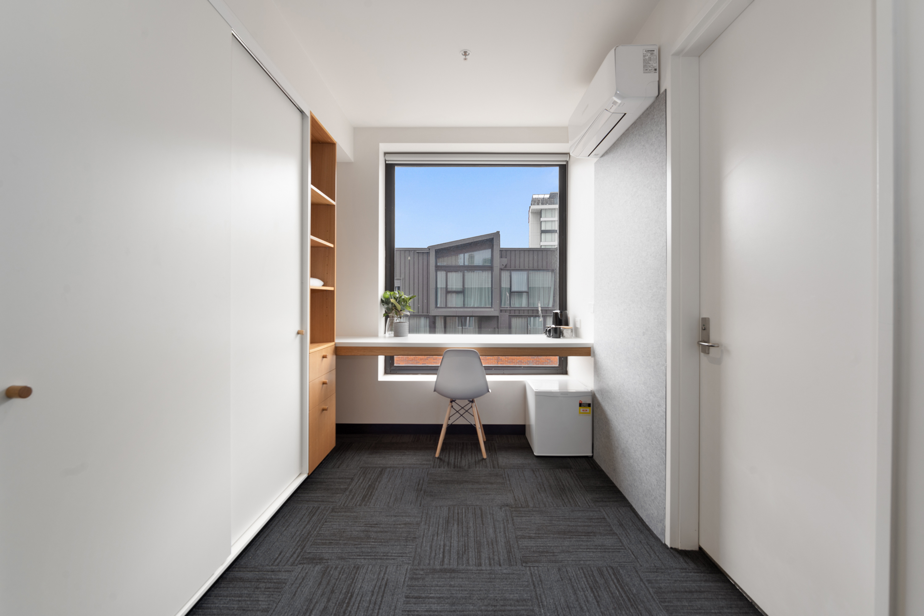 Room Accessible-queen Size Bed