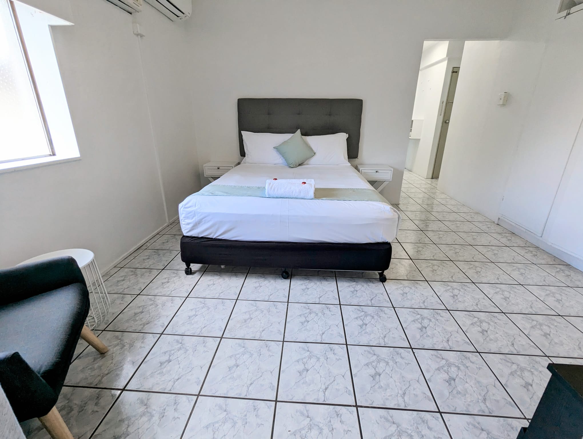 Apartment One Bedroom One Bathroom