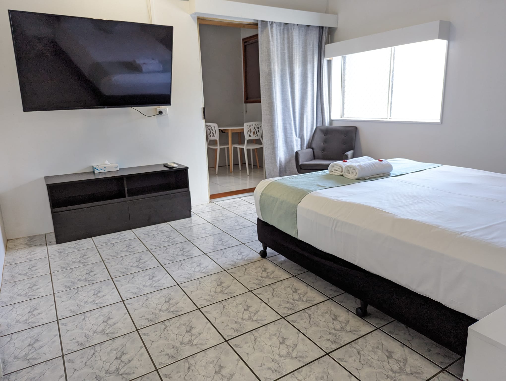 Apartment One Bedroom One Bathroom