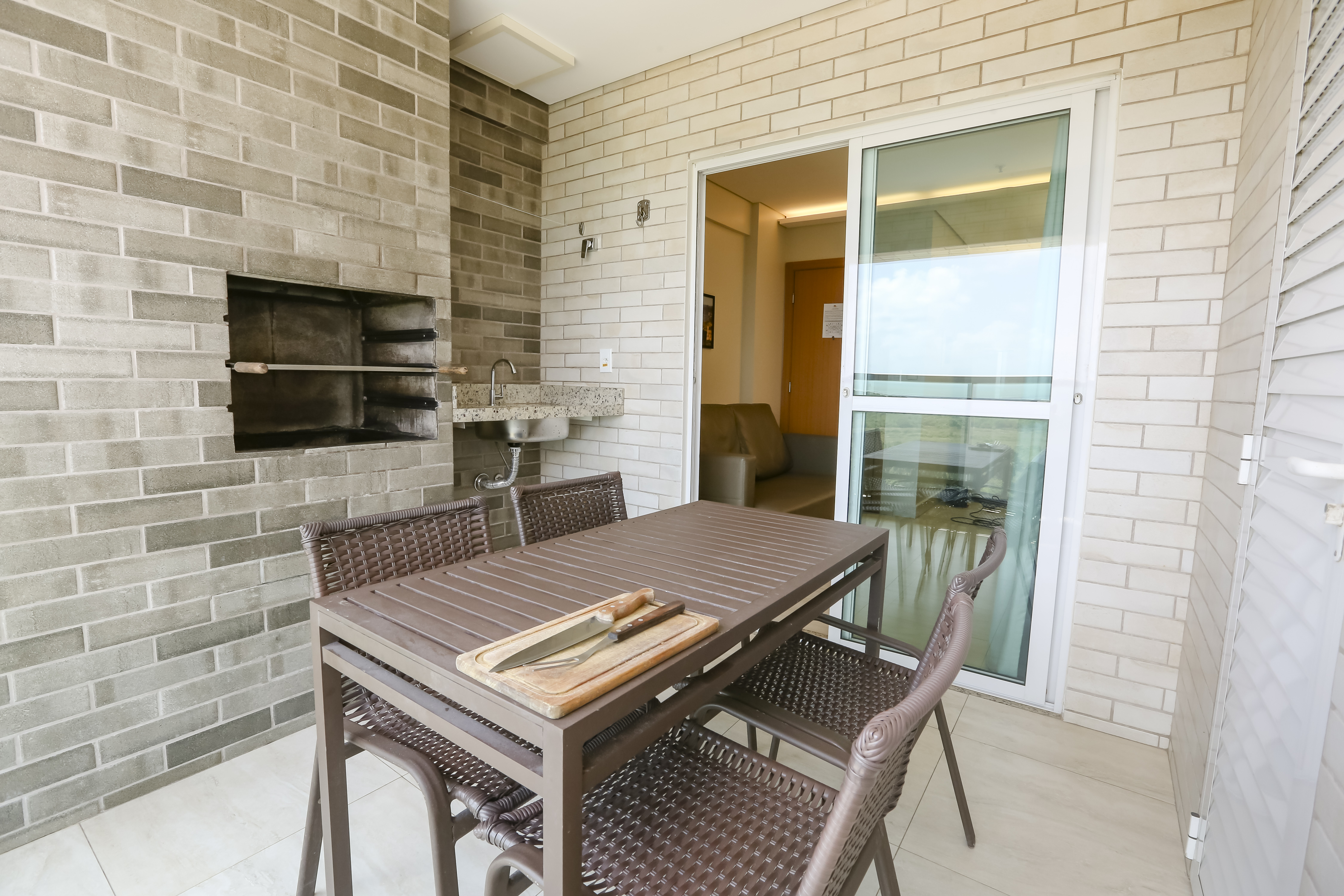 Family Room City View