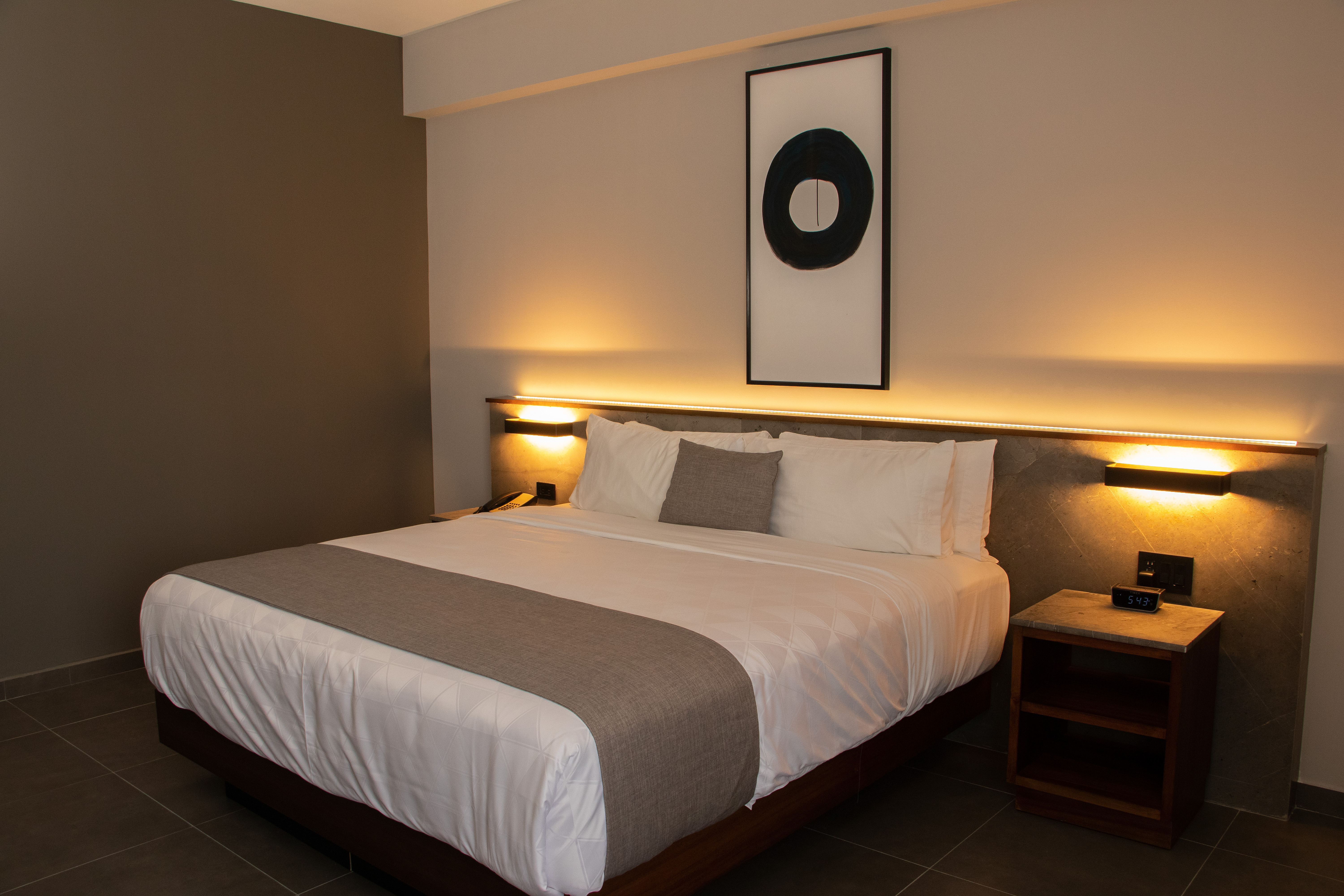 Room Deluxe City View King Bed