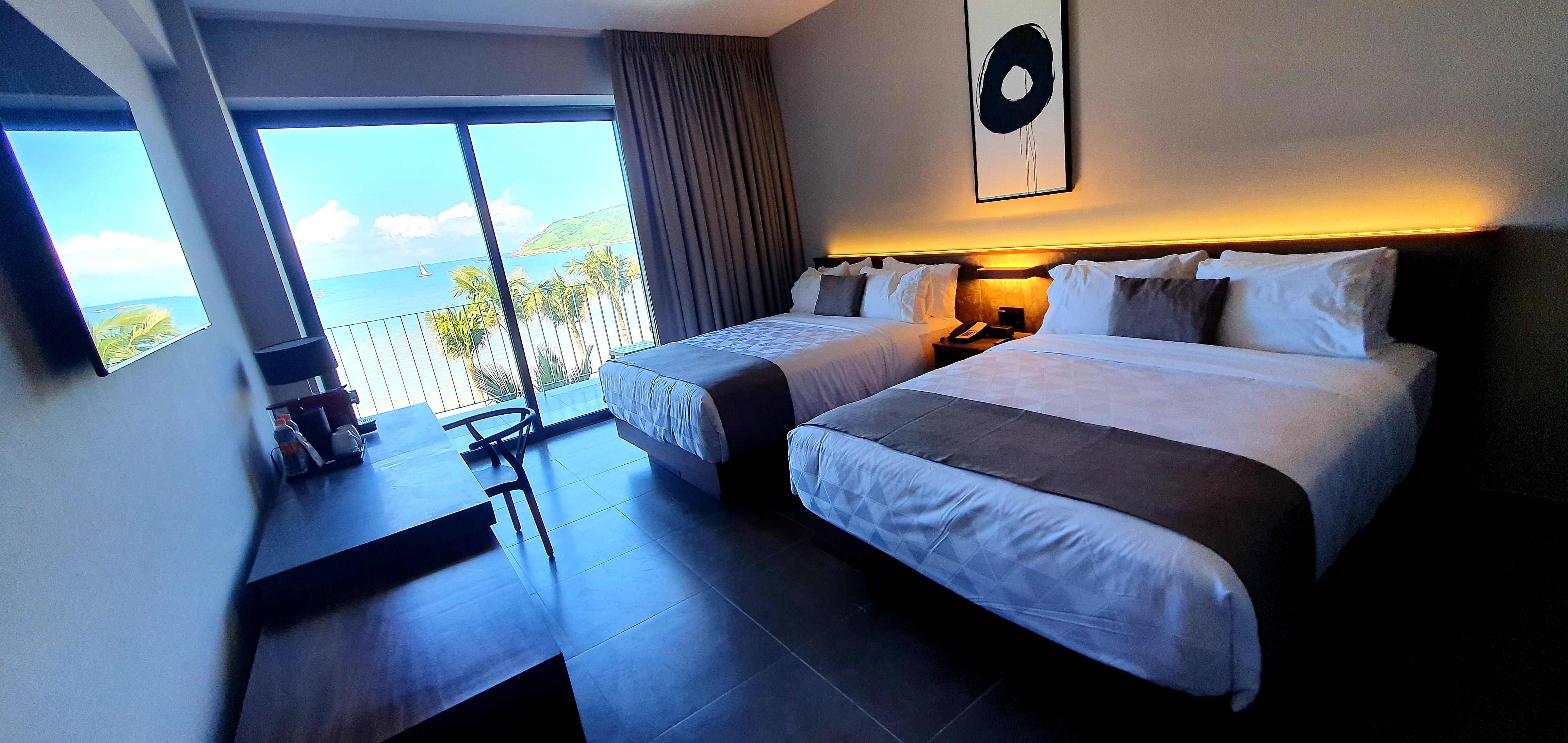 Room Deluxe Two Beds