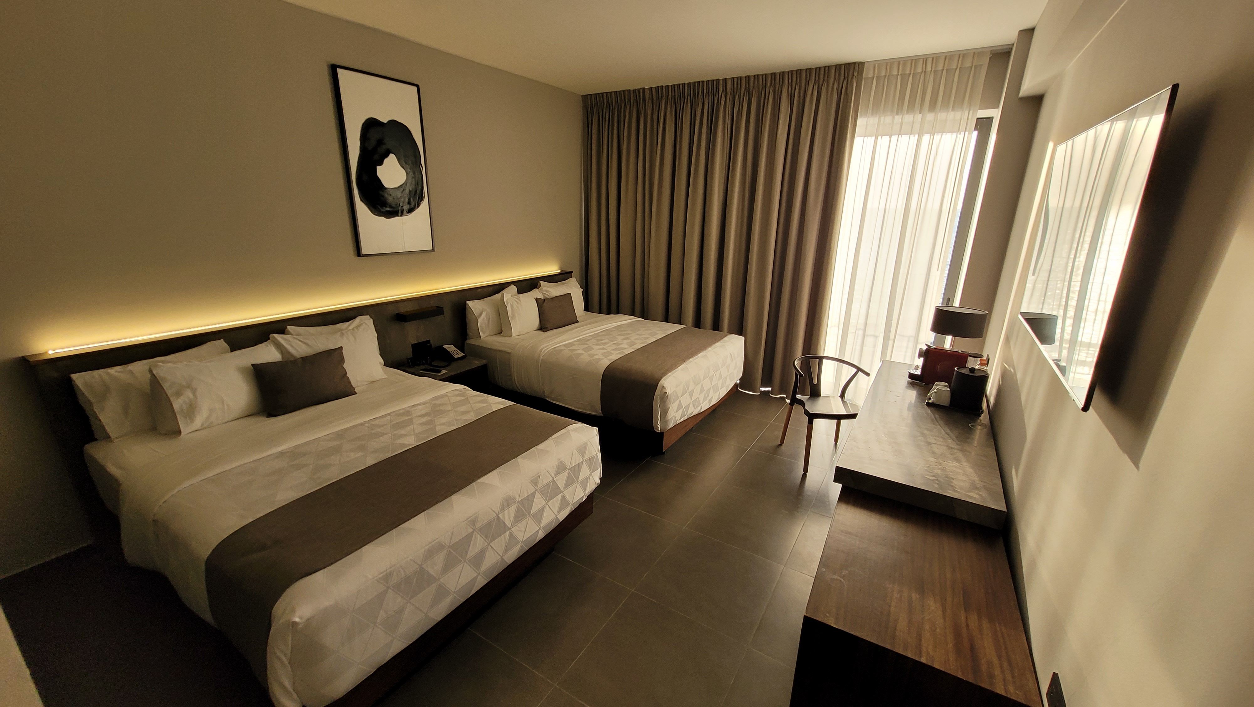 Room City View Two Beds