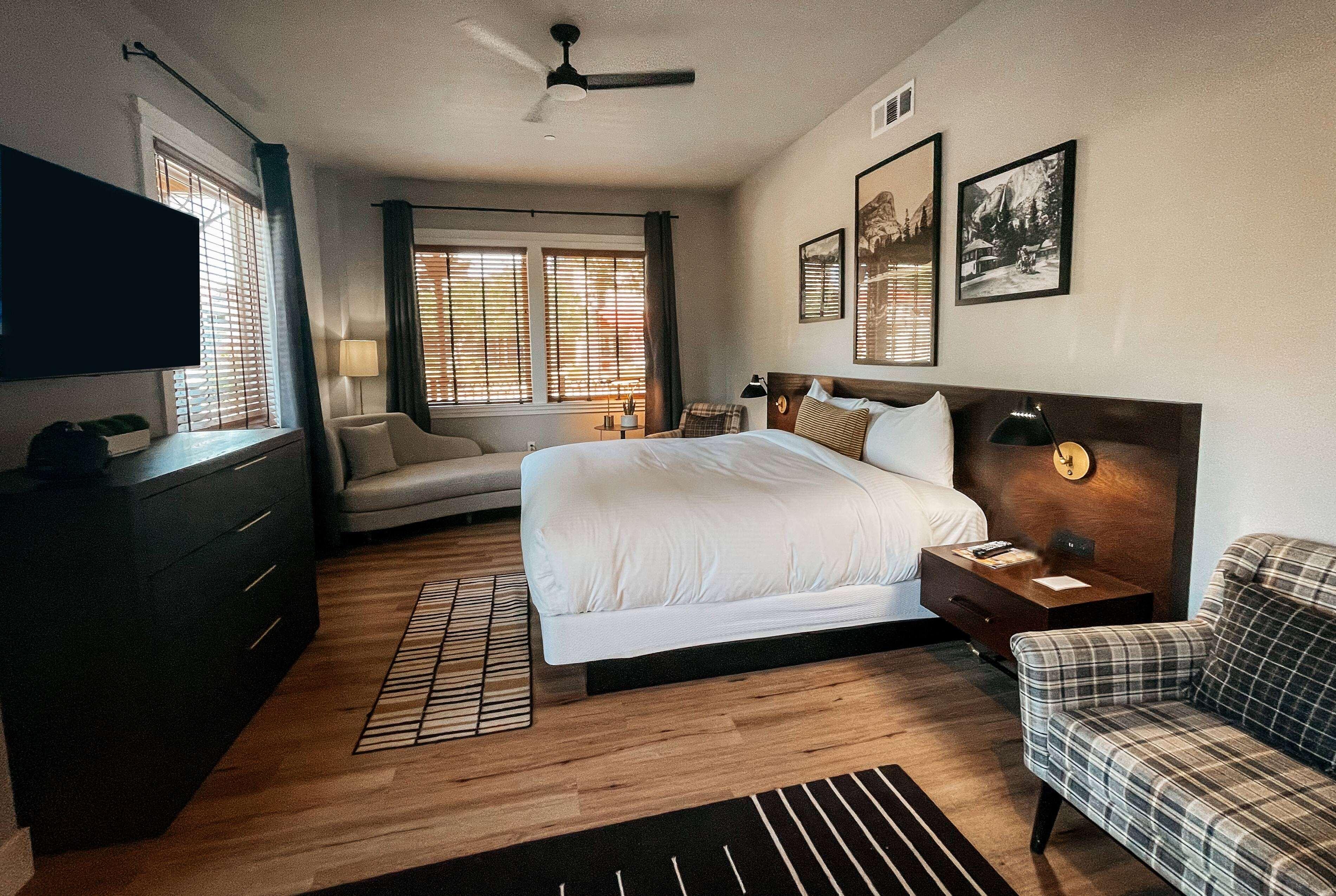 Junior Suite King Size Bed