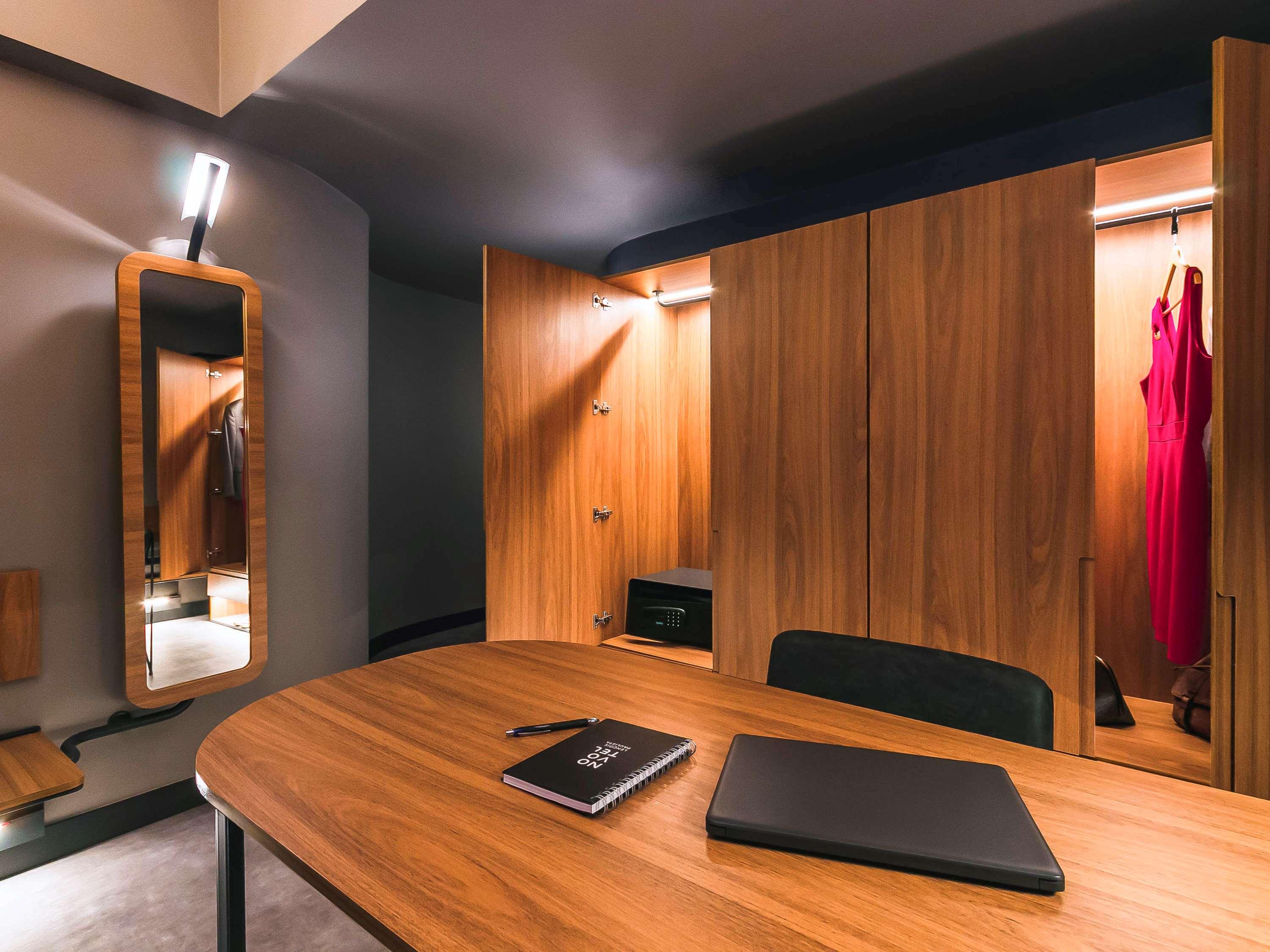 Double Executive King Bed