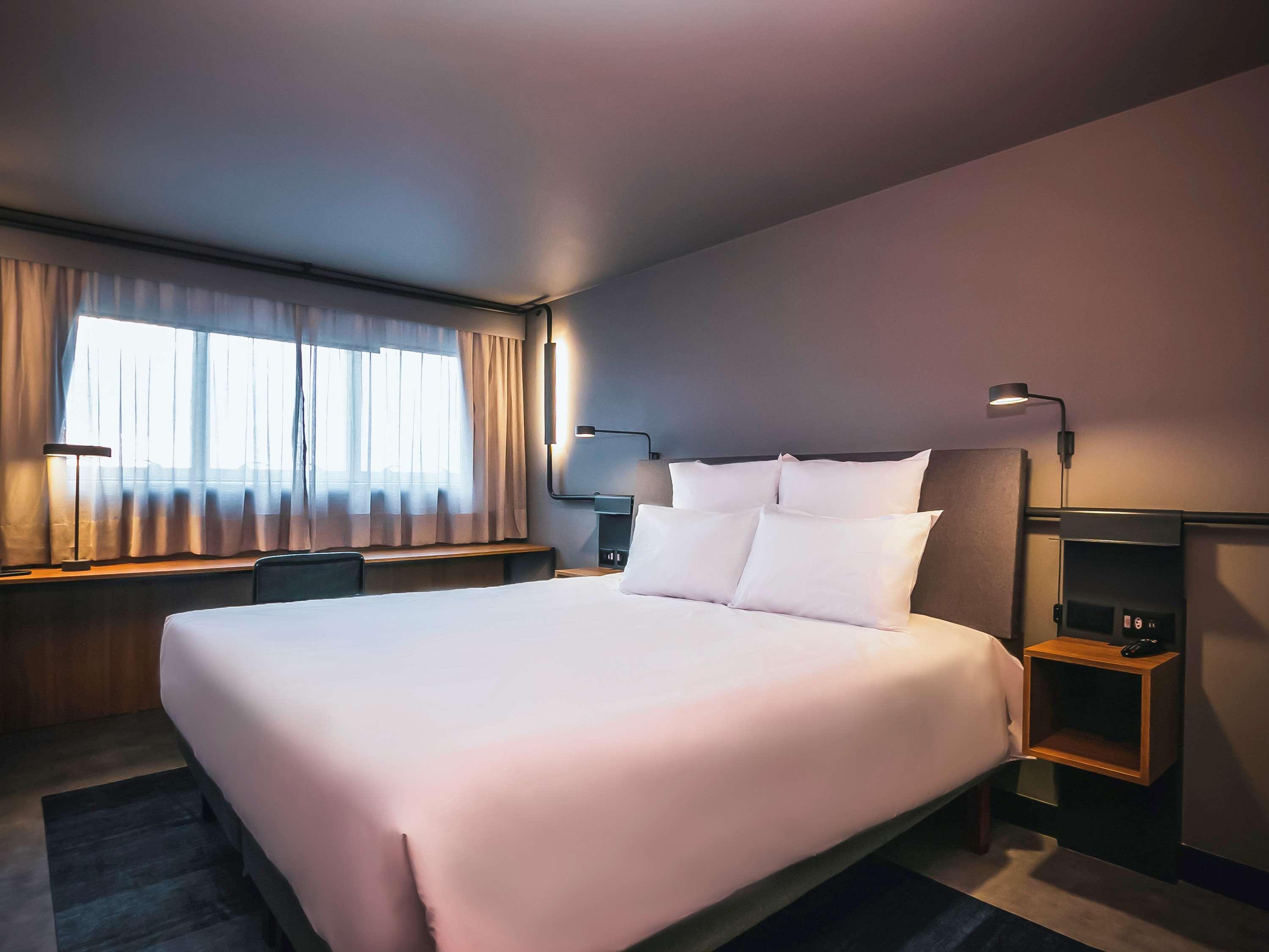 Double King Size Bed