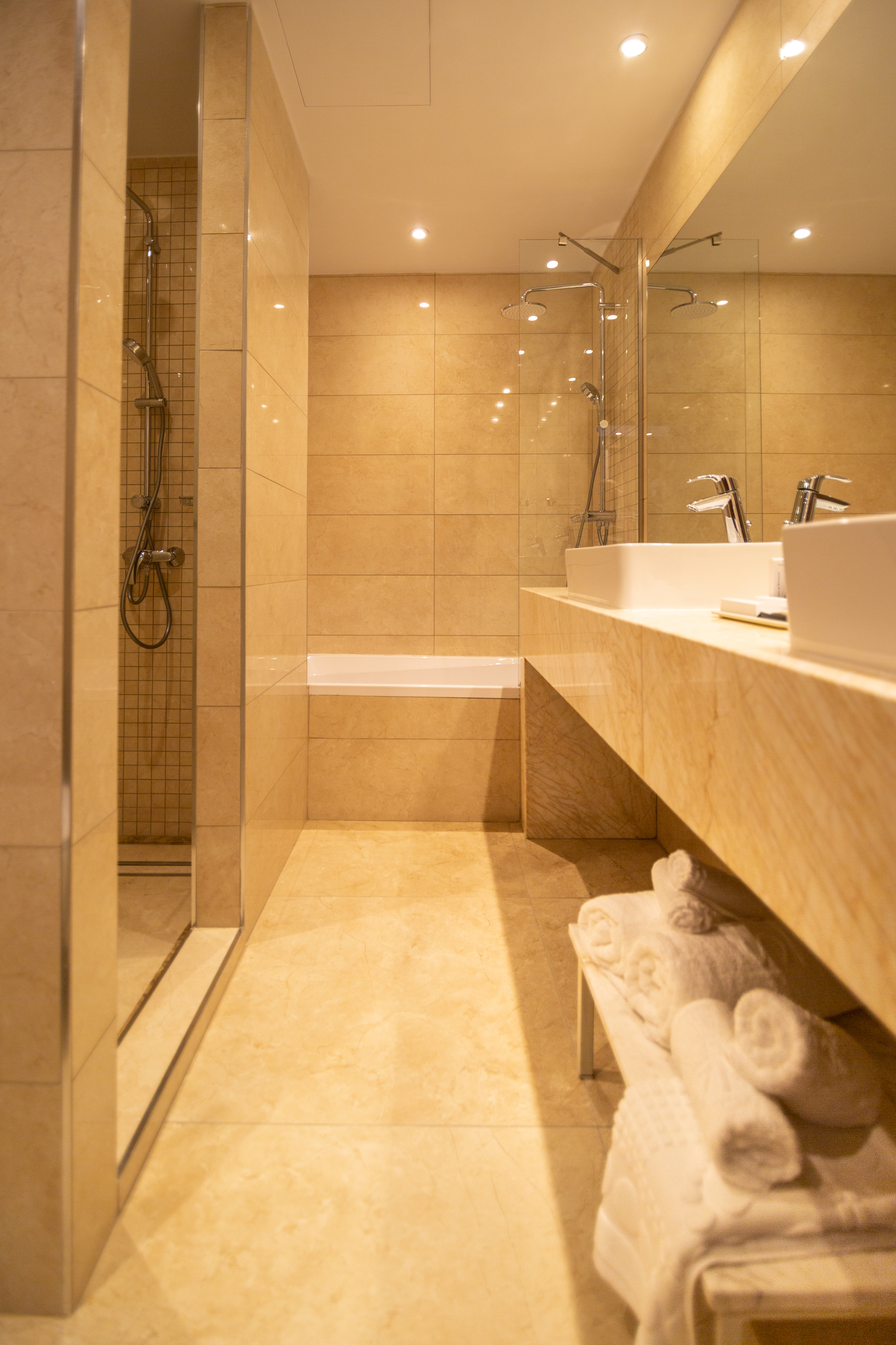 Suite City View One Bedroom