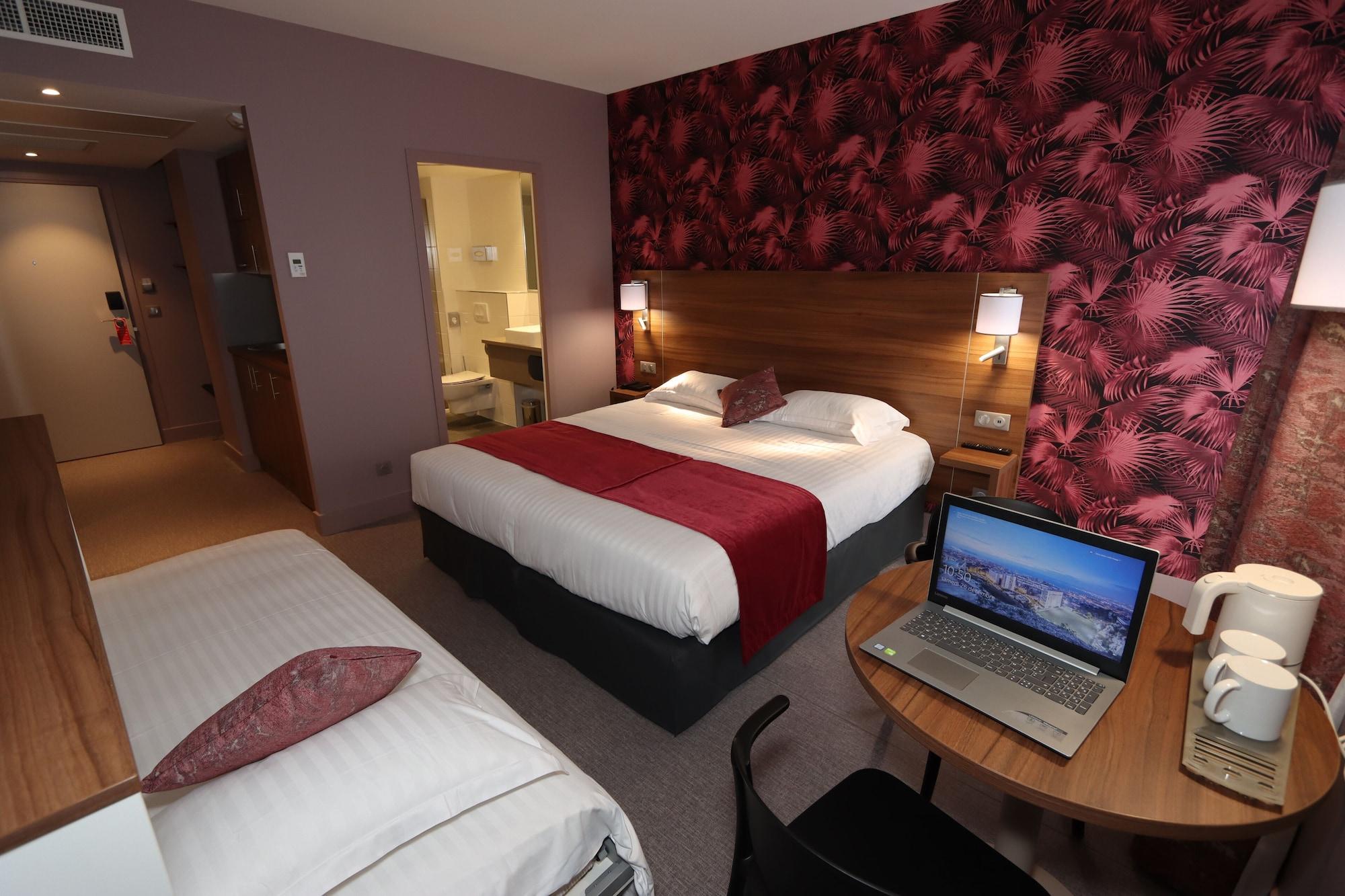 Family Room Standard