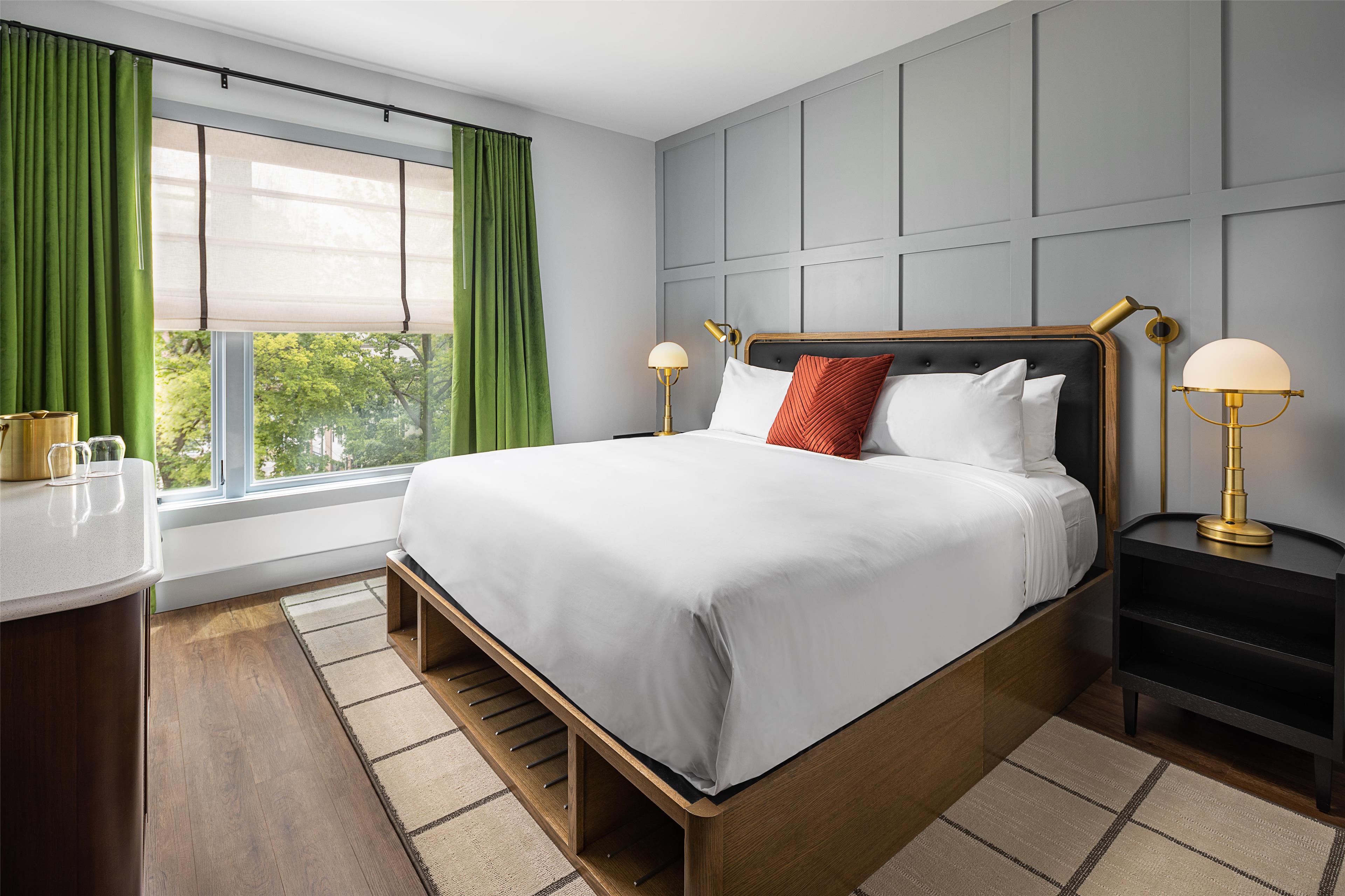 Double Accessible King Size Bed