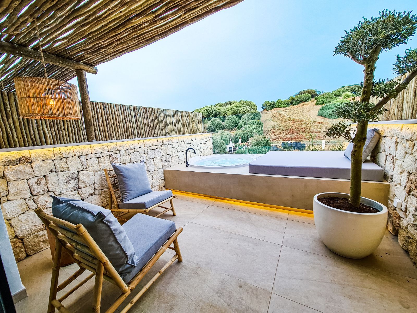 Double or Twin Superior