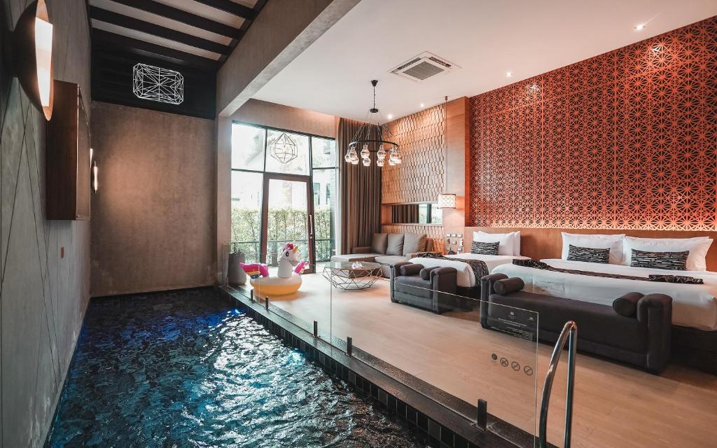 Family Room with Private Pool