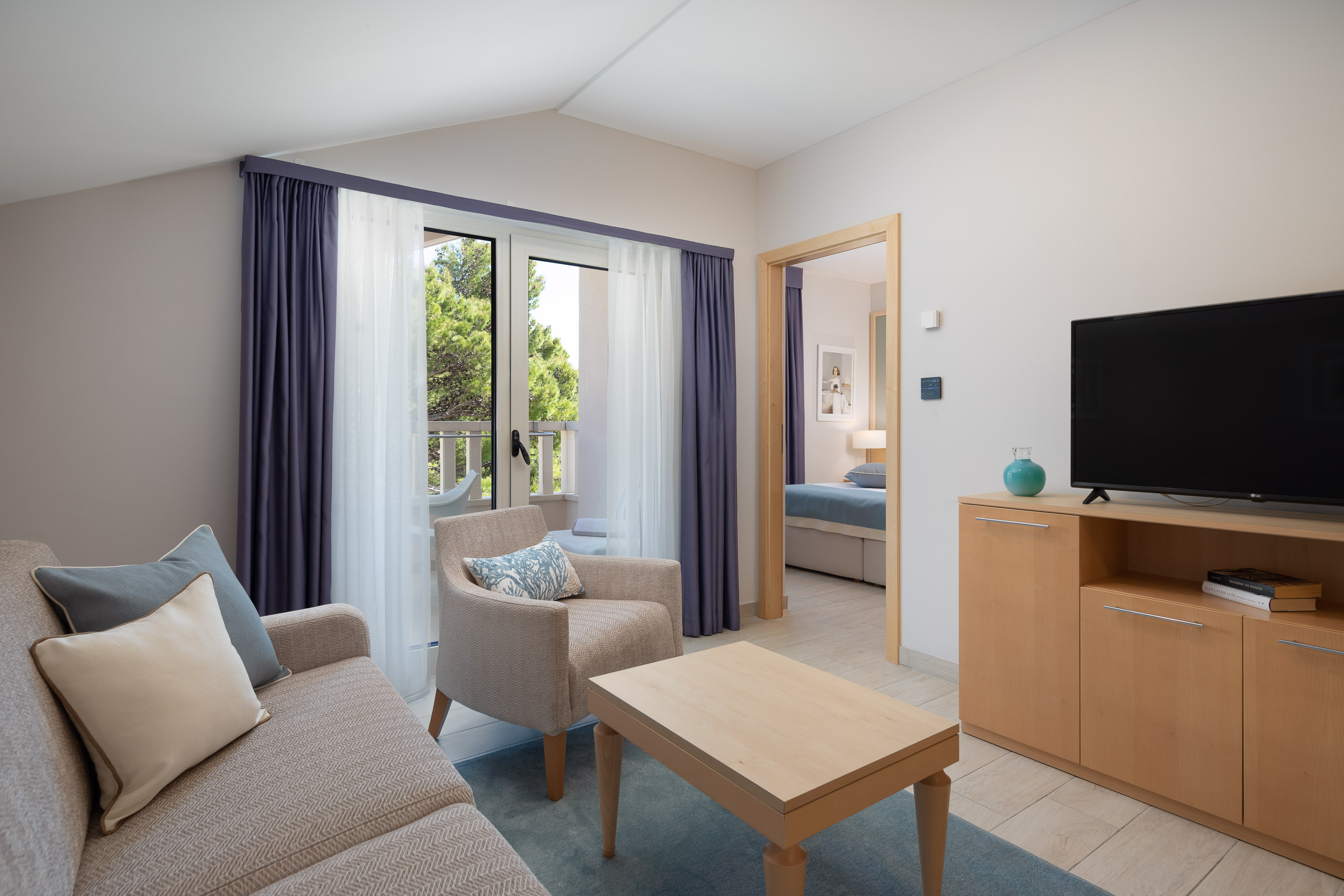 Apartment Side Sea View