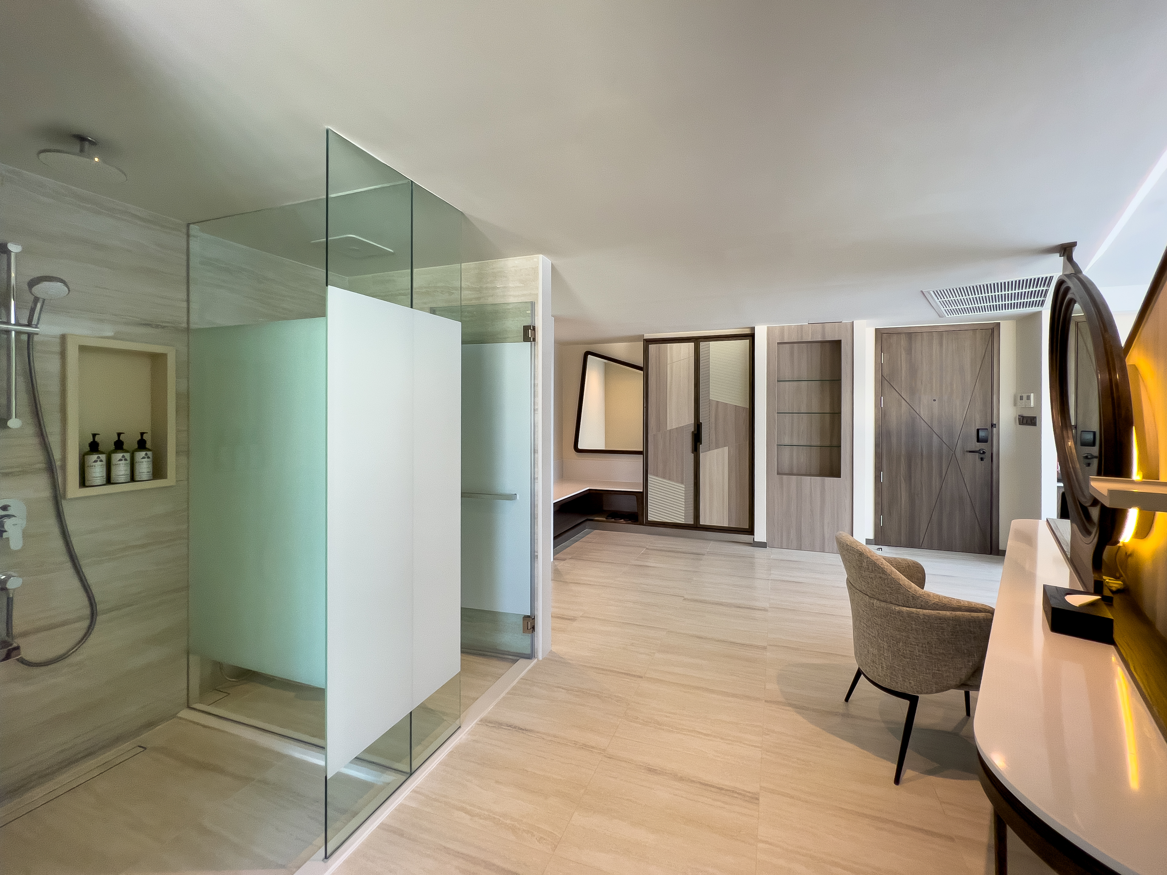 Room King Bed with Jacuzzi