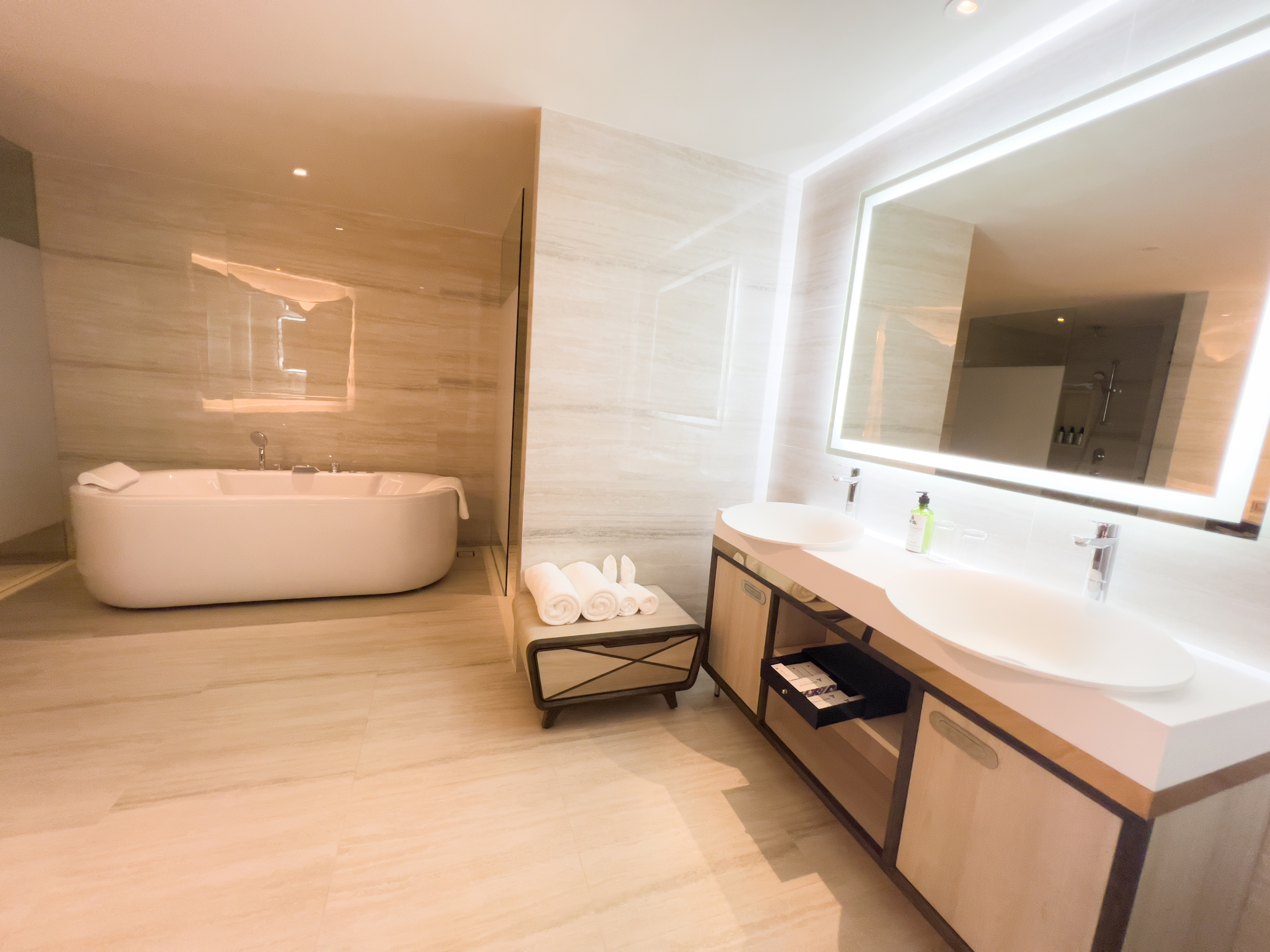 Room Executive 2 Double Beds