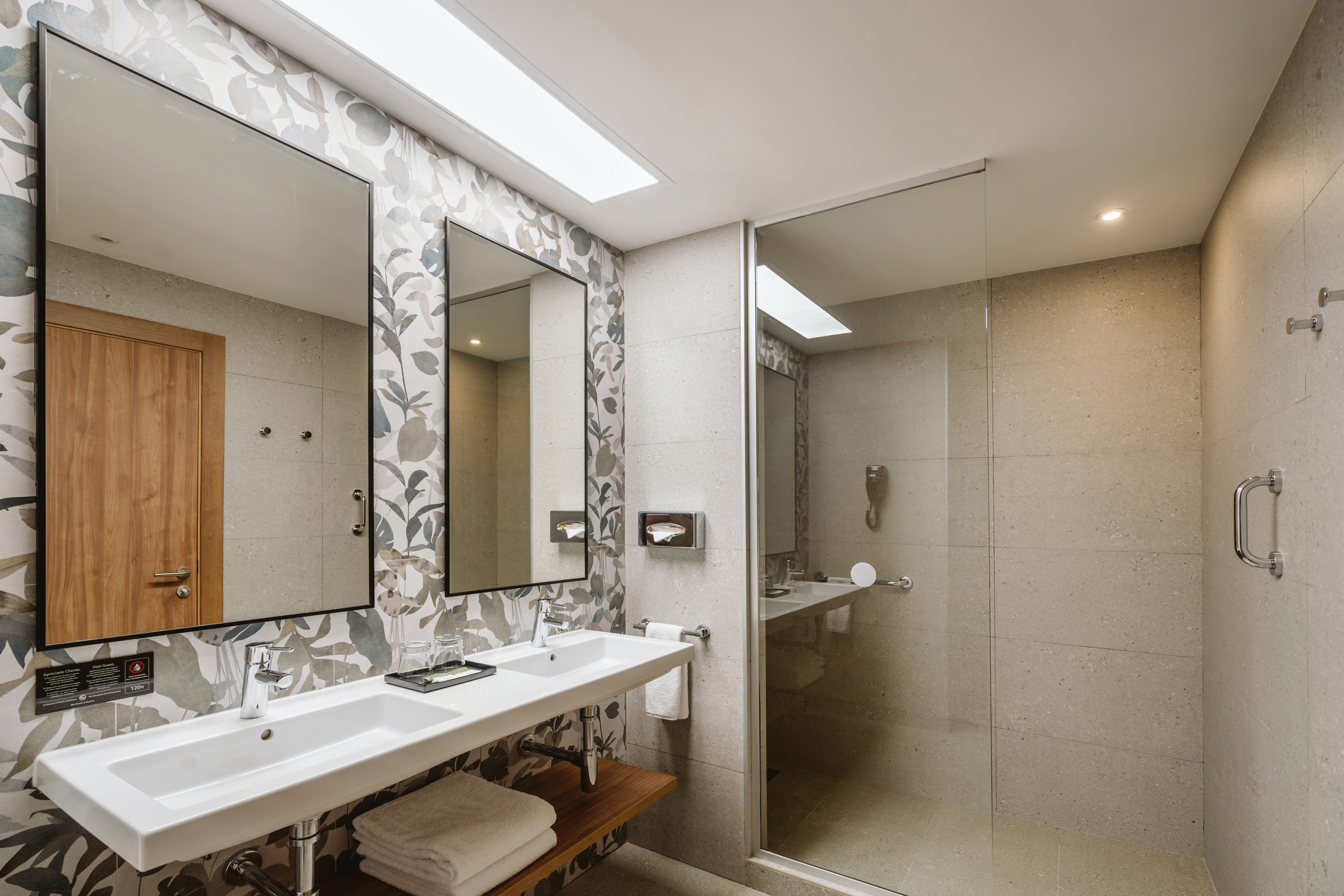 Double with Private Pool