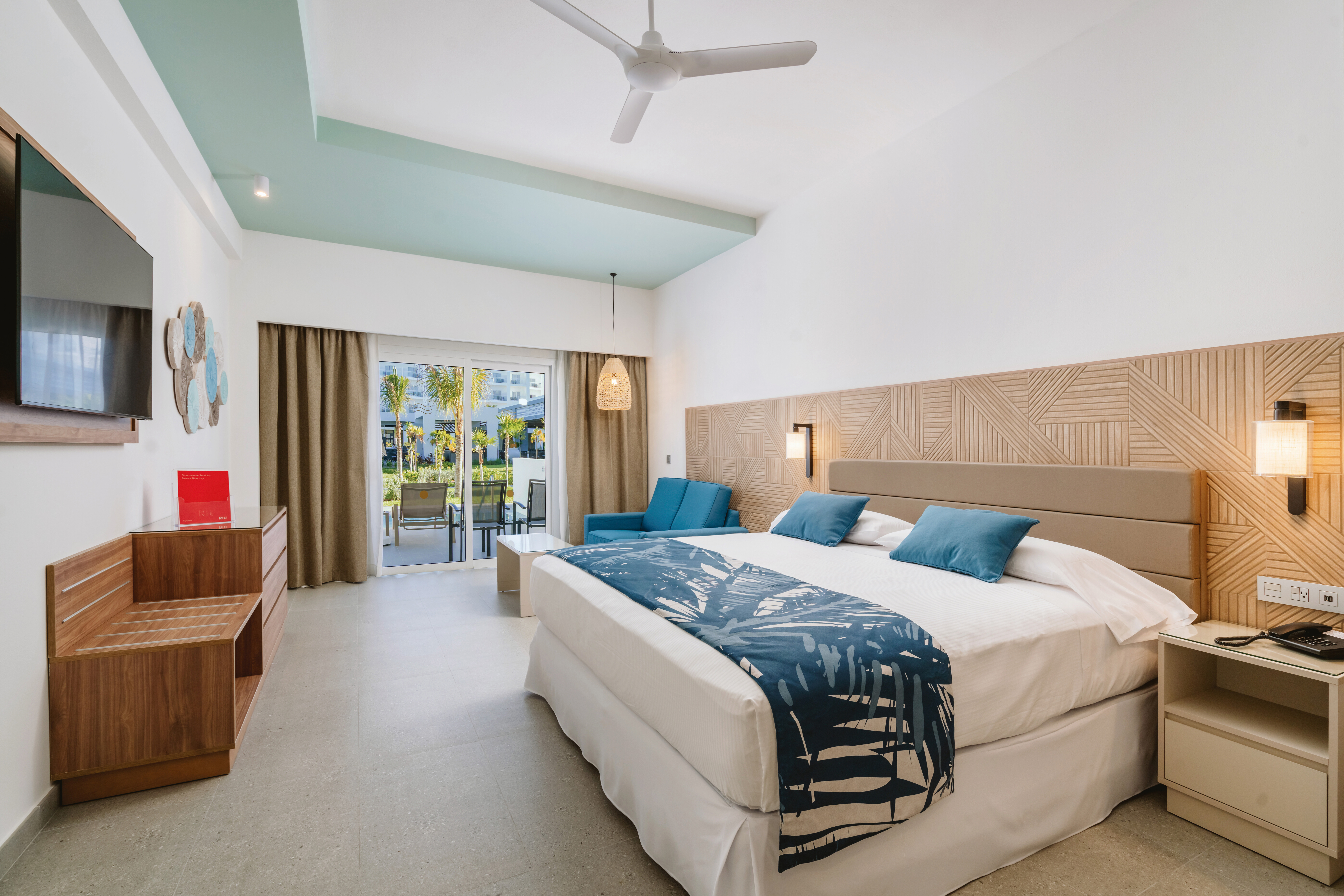 Double with Private Pool