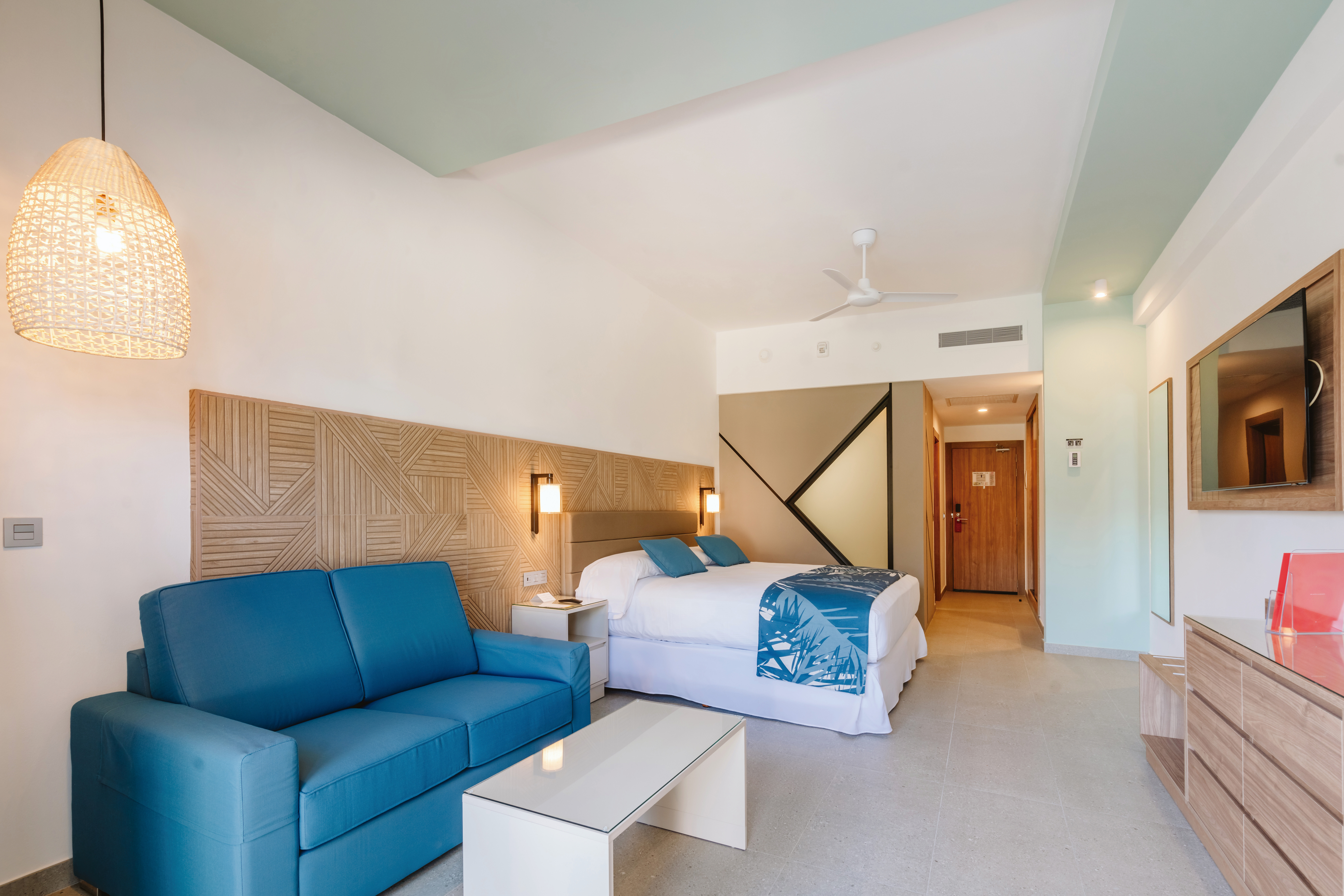 Double with Private Pool