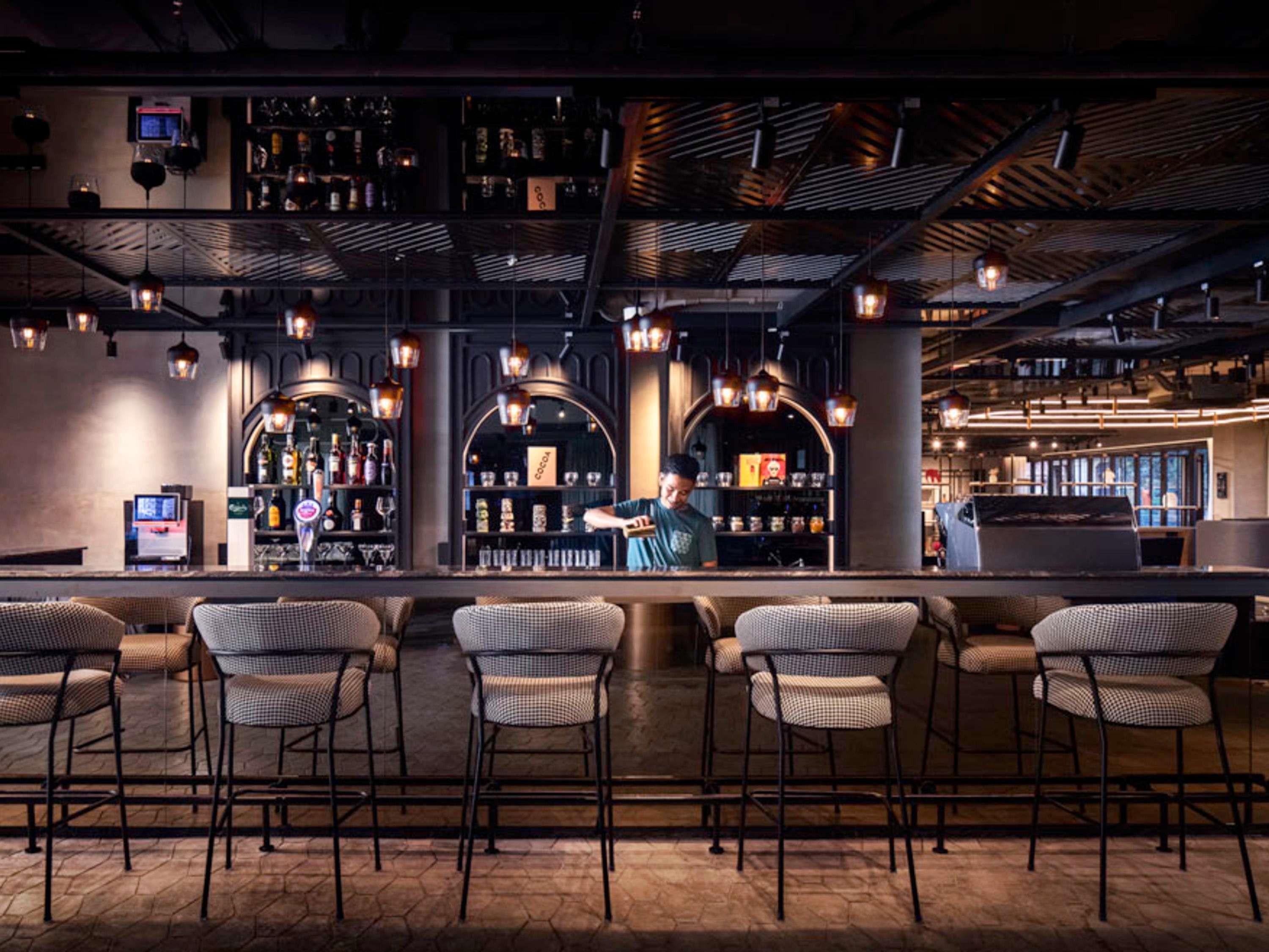 Bar