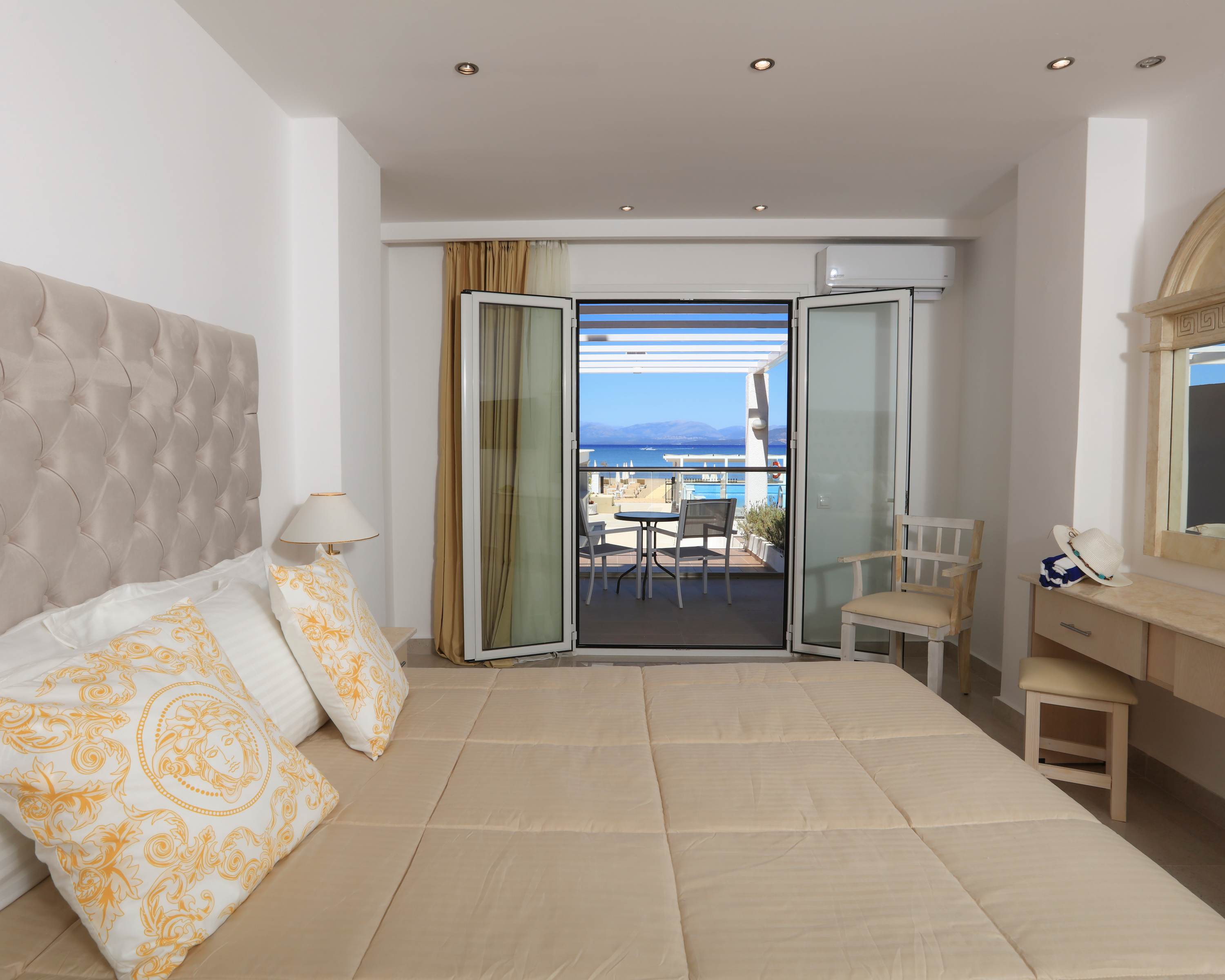 Double Superior Sea View