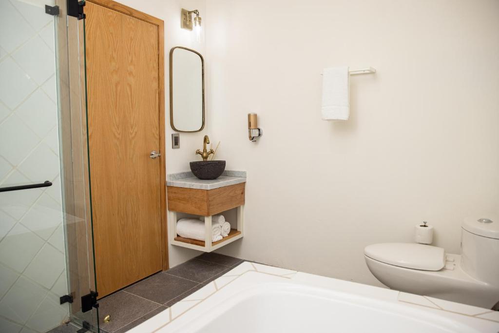 Double Deluxe One Bed