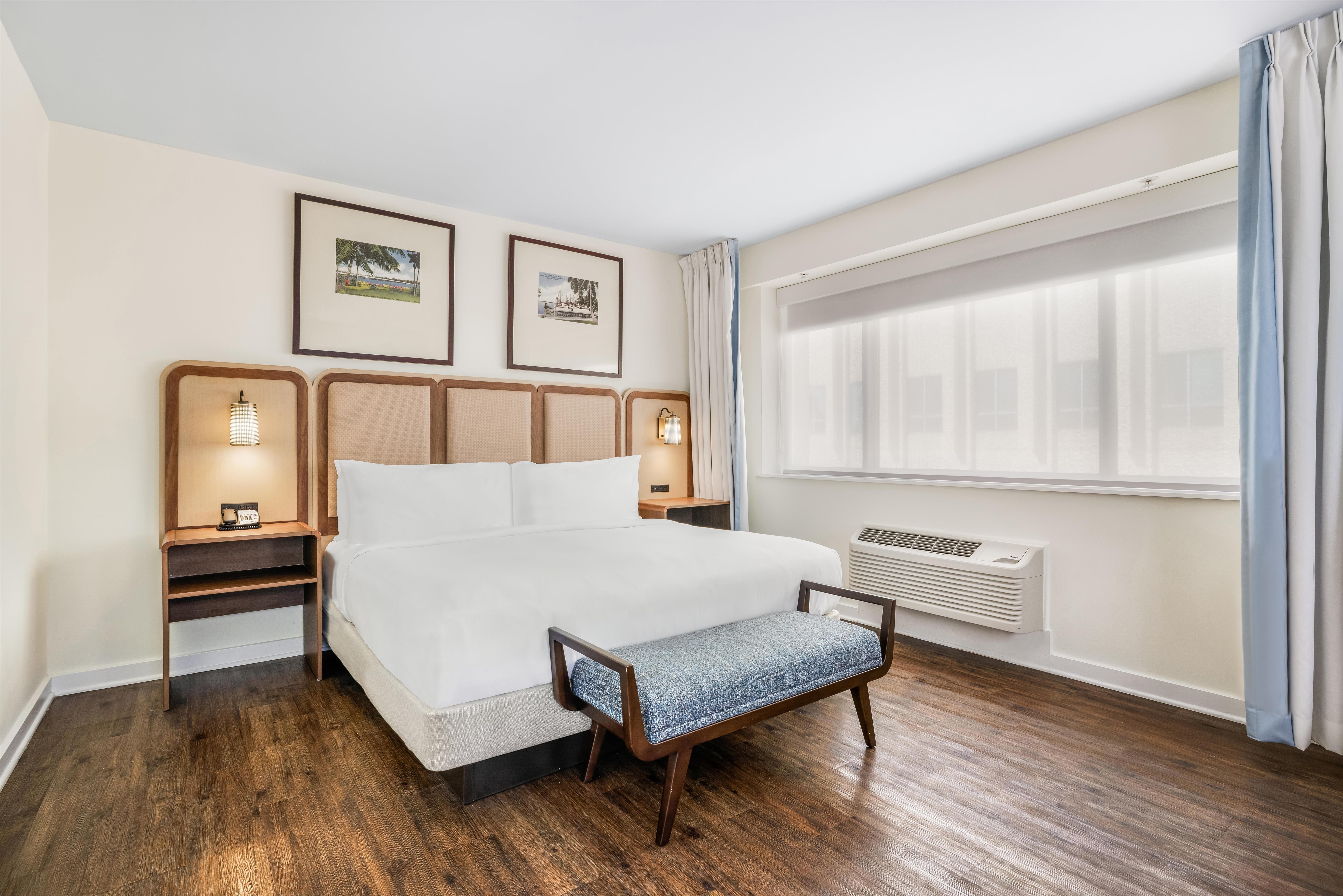 Double Deluxe King Bed