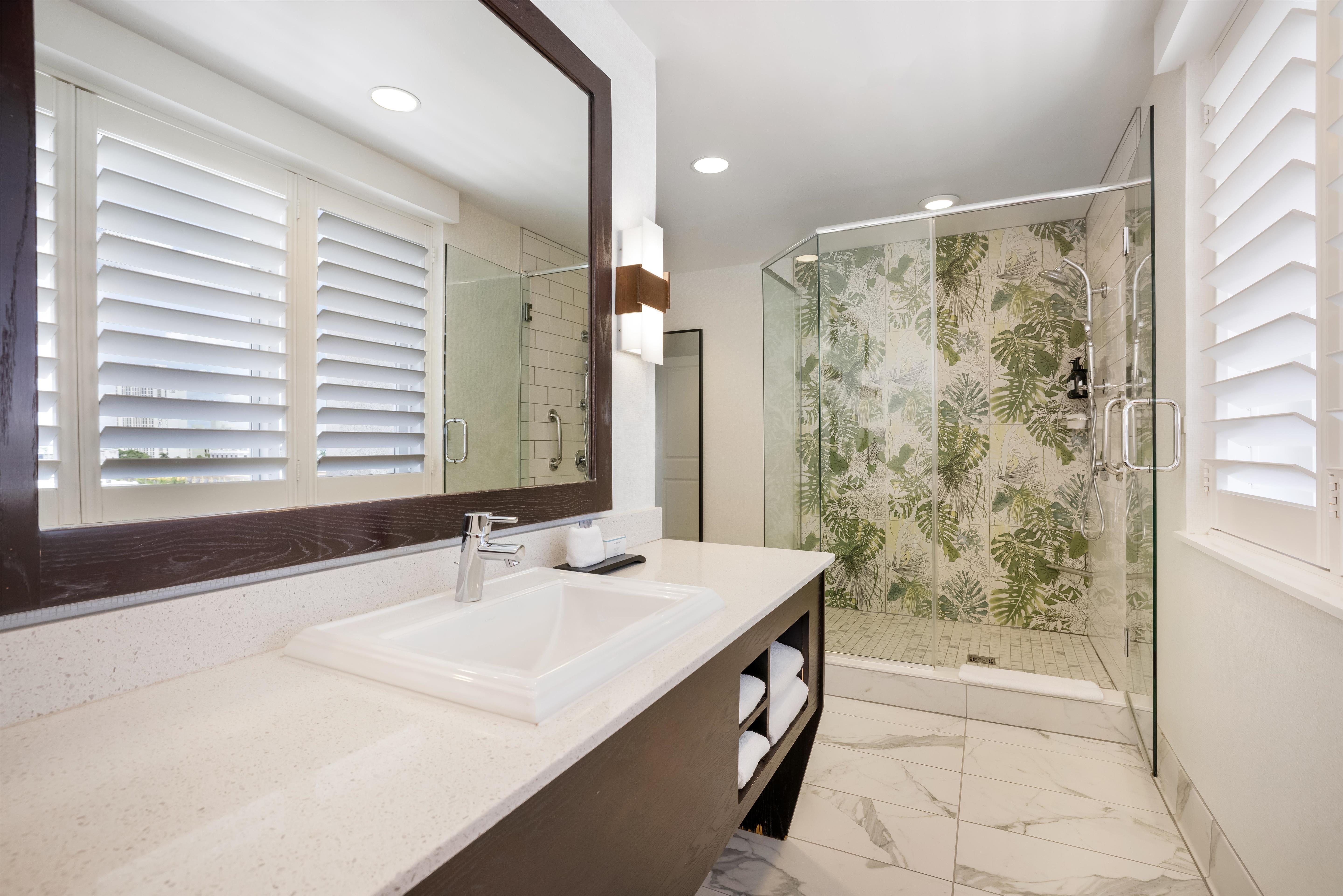 Double City View King Bed