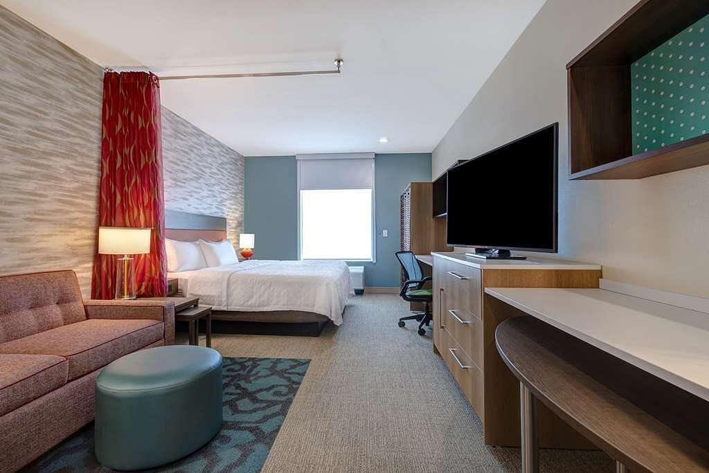 Studio King Size Bed