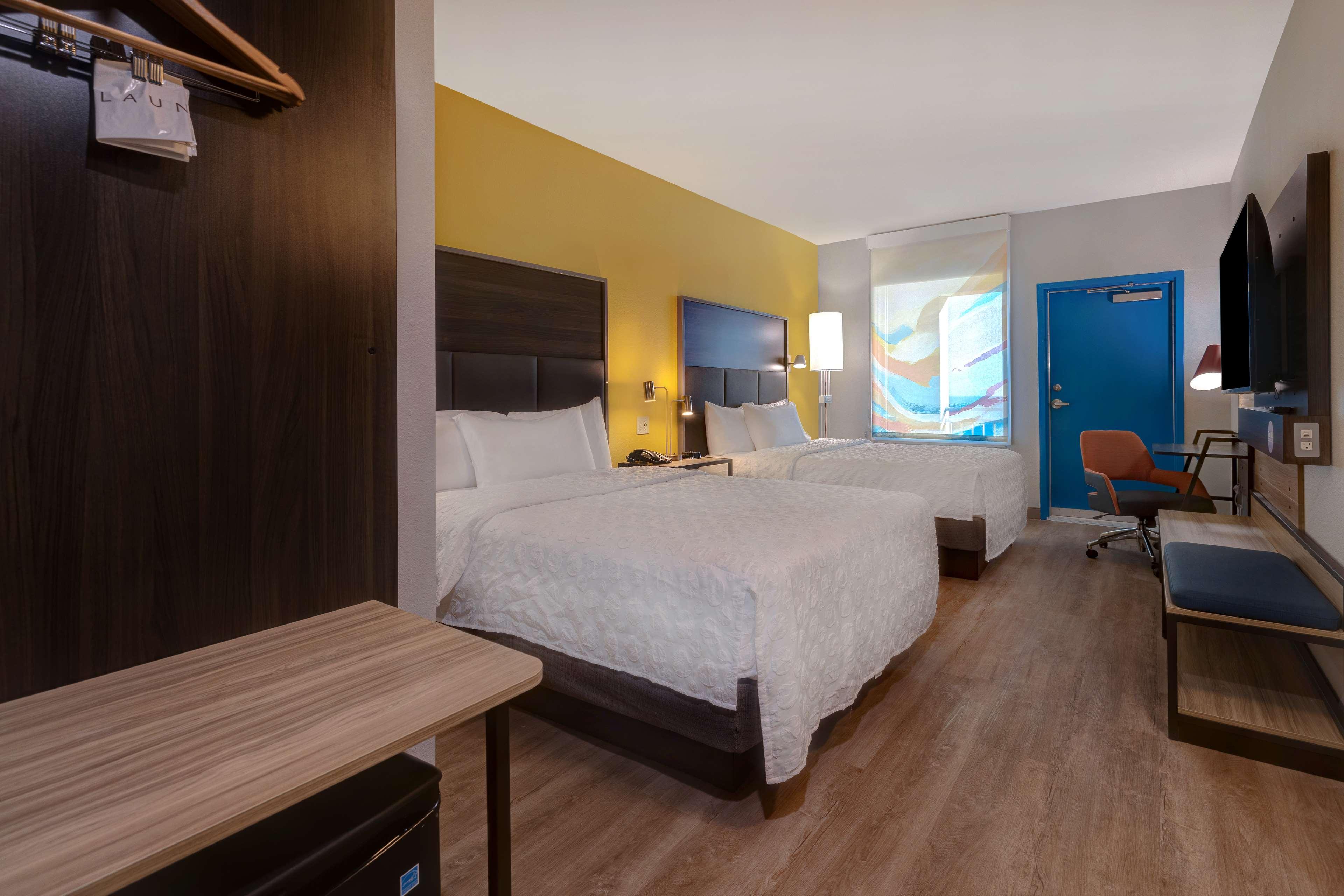 Double Accessible-two Queen Beds