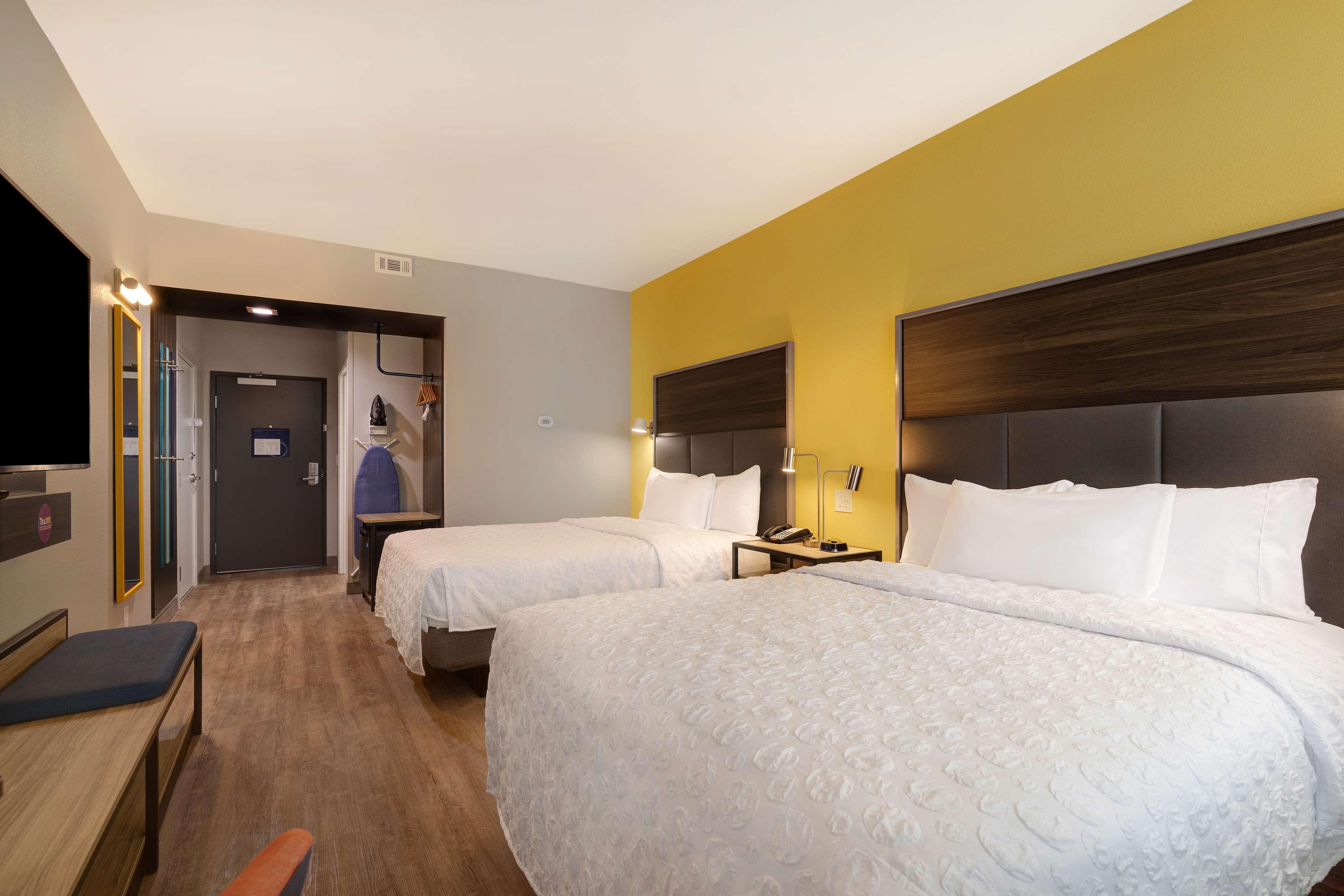 Double Accessible-two Queen Beds