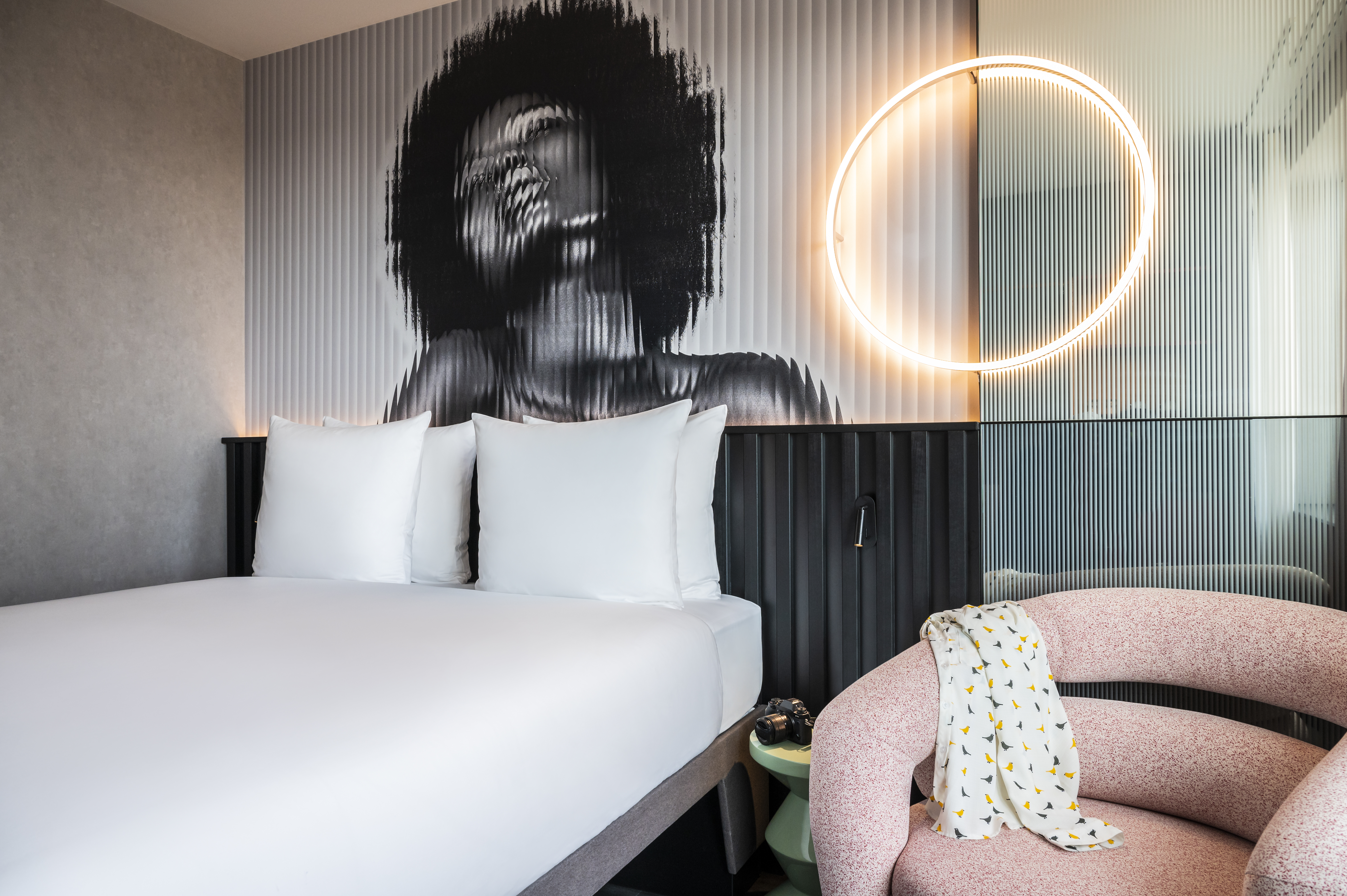 Double Queen Size Bed