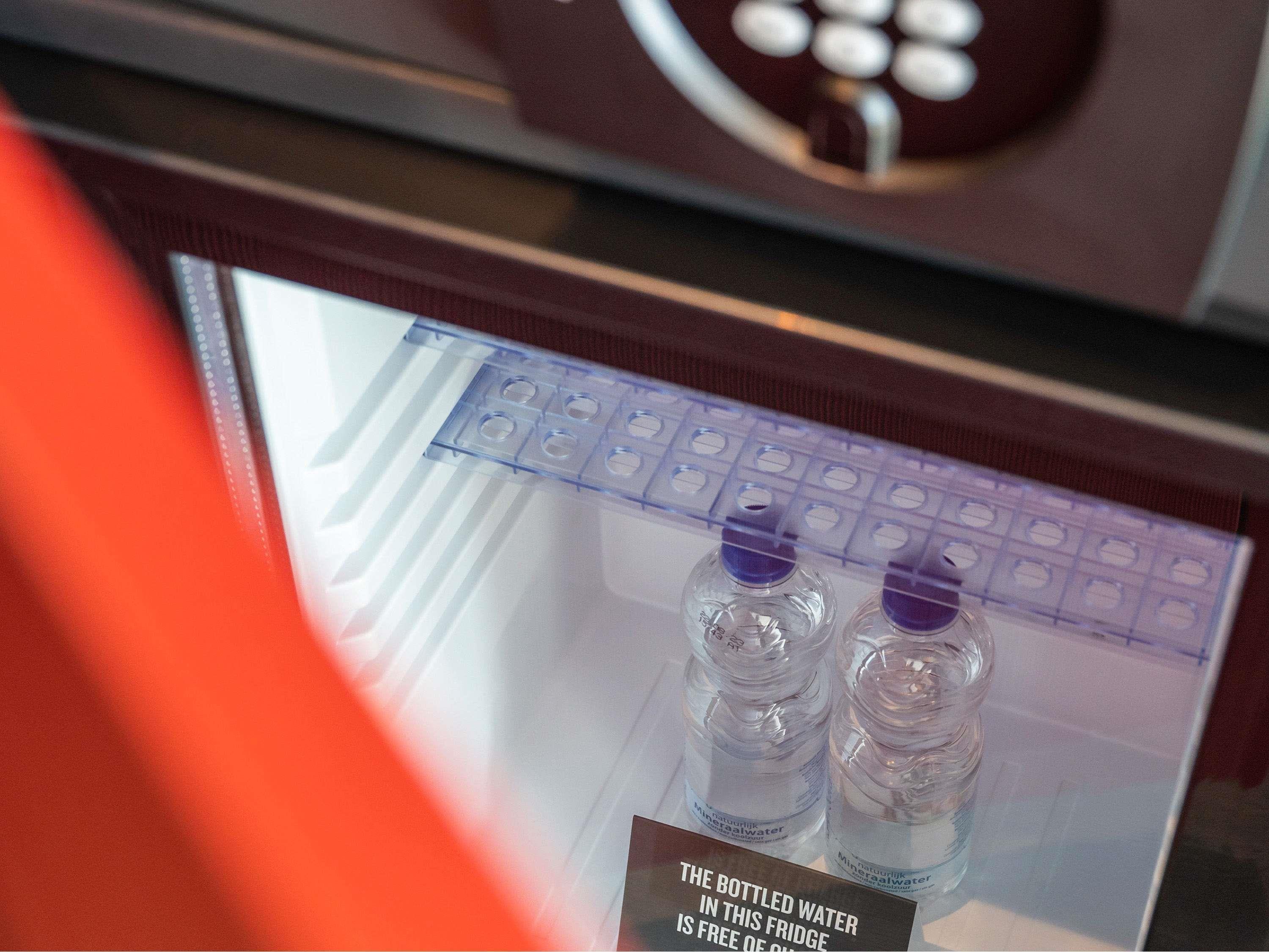 Double Deluxe Queen Bed